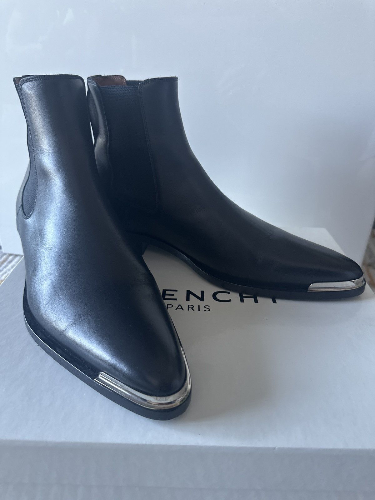 Givenchy Givenchy Botte Dallas Chelsea Boots Size US 9 / EU 42 - 1 Thumbnail