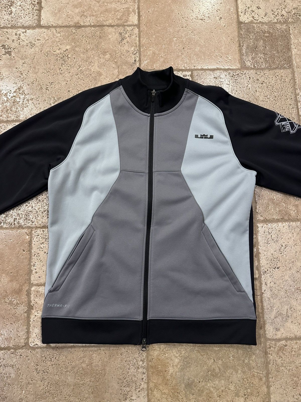 NBA × Nike × Vintage Nike LeBron James Diamond Collection Zip Up Track Jacket Size US L / EU 52-54 / 3 - 3 Thumbnail