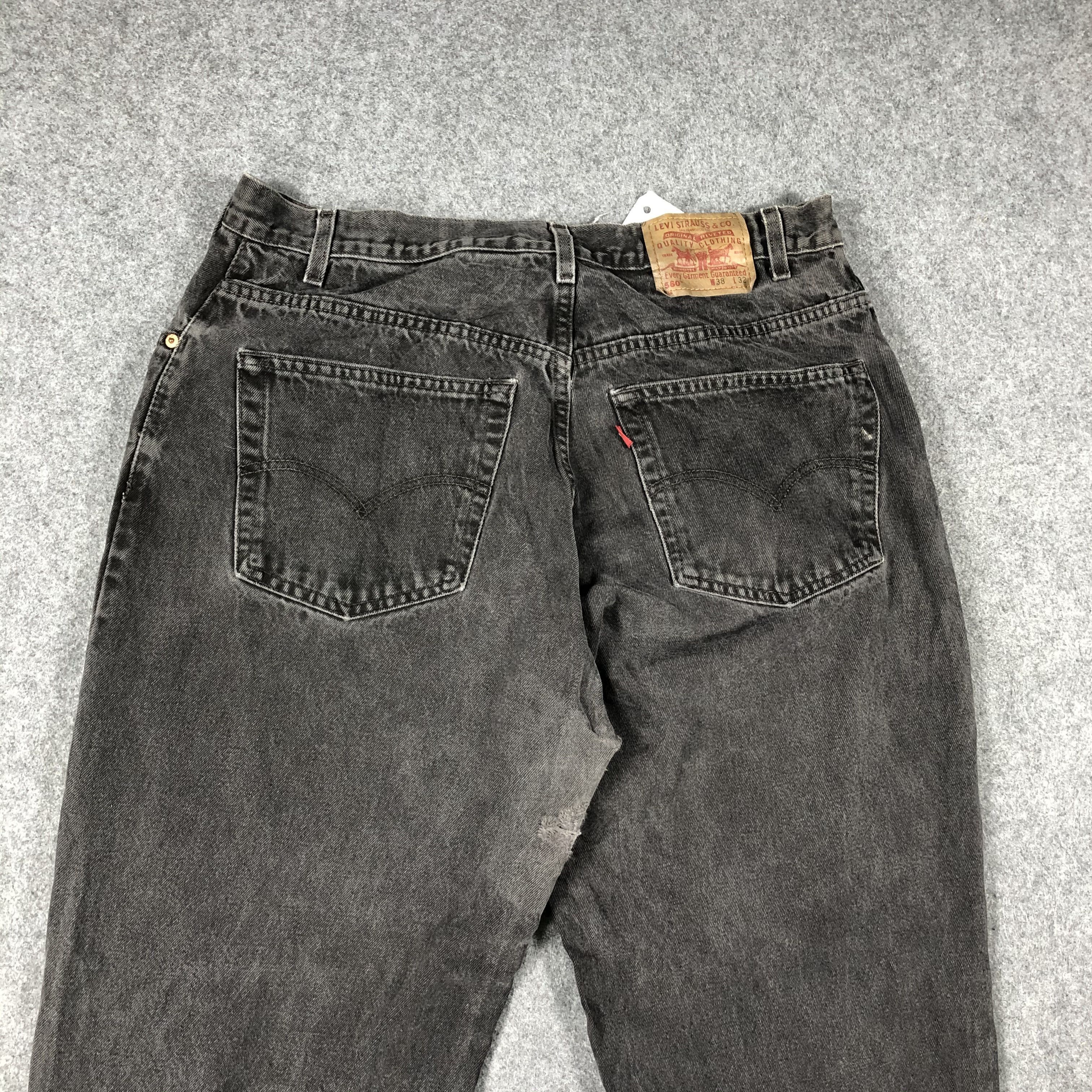 Levi's Vintage Levis Jeans Lot 560 - JM703 Size US 36 / EU 52 - 9 Thumbnail