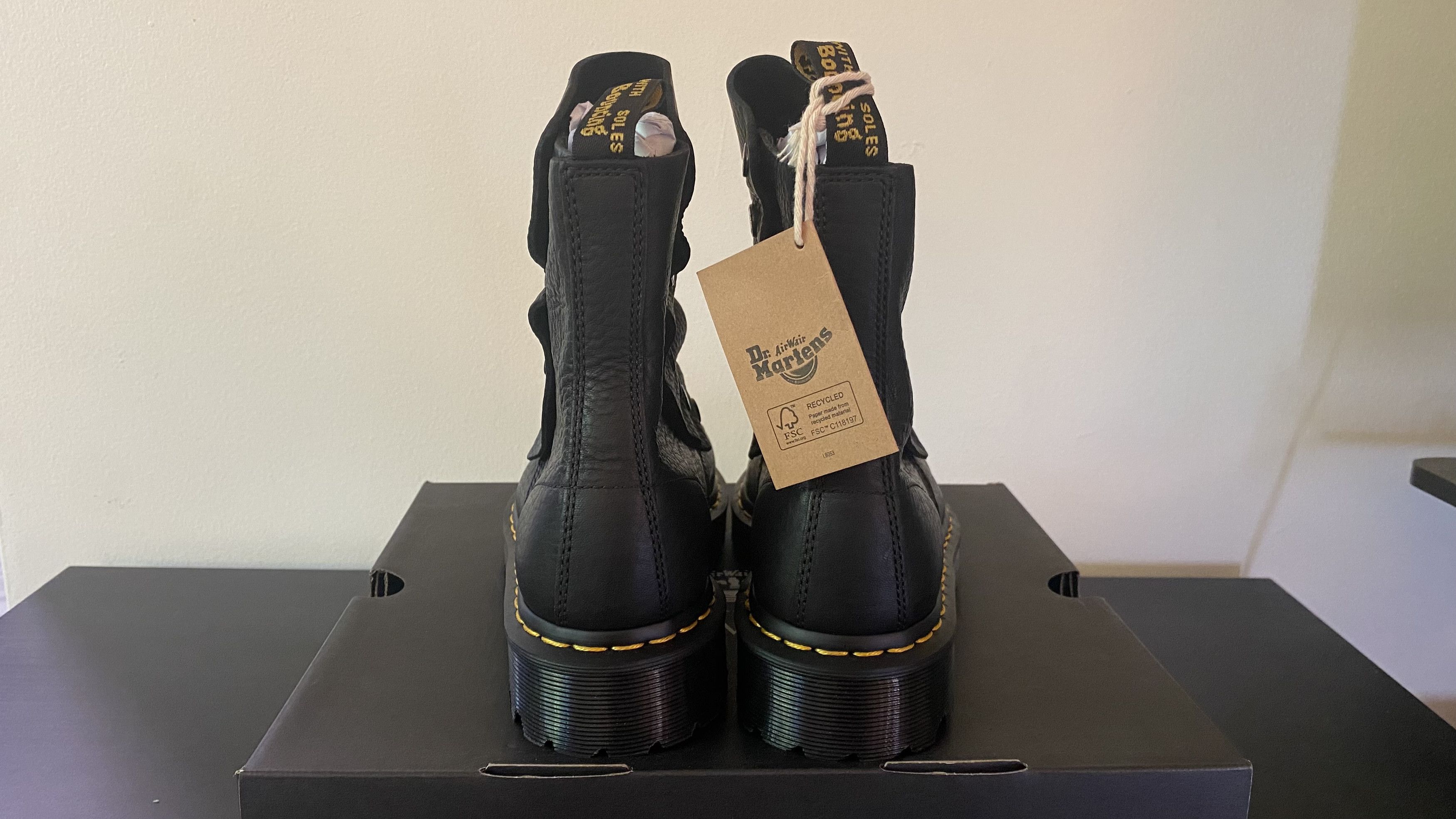 Dr. Martens × Yohji Yamamoto LIMI feu × Dr. Martens DOT BUTTON BOOTS Size US 9 / IT 39 - 6 Thumbnail