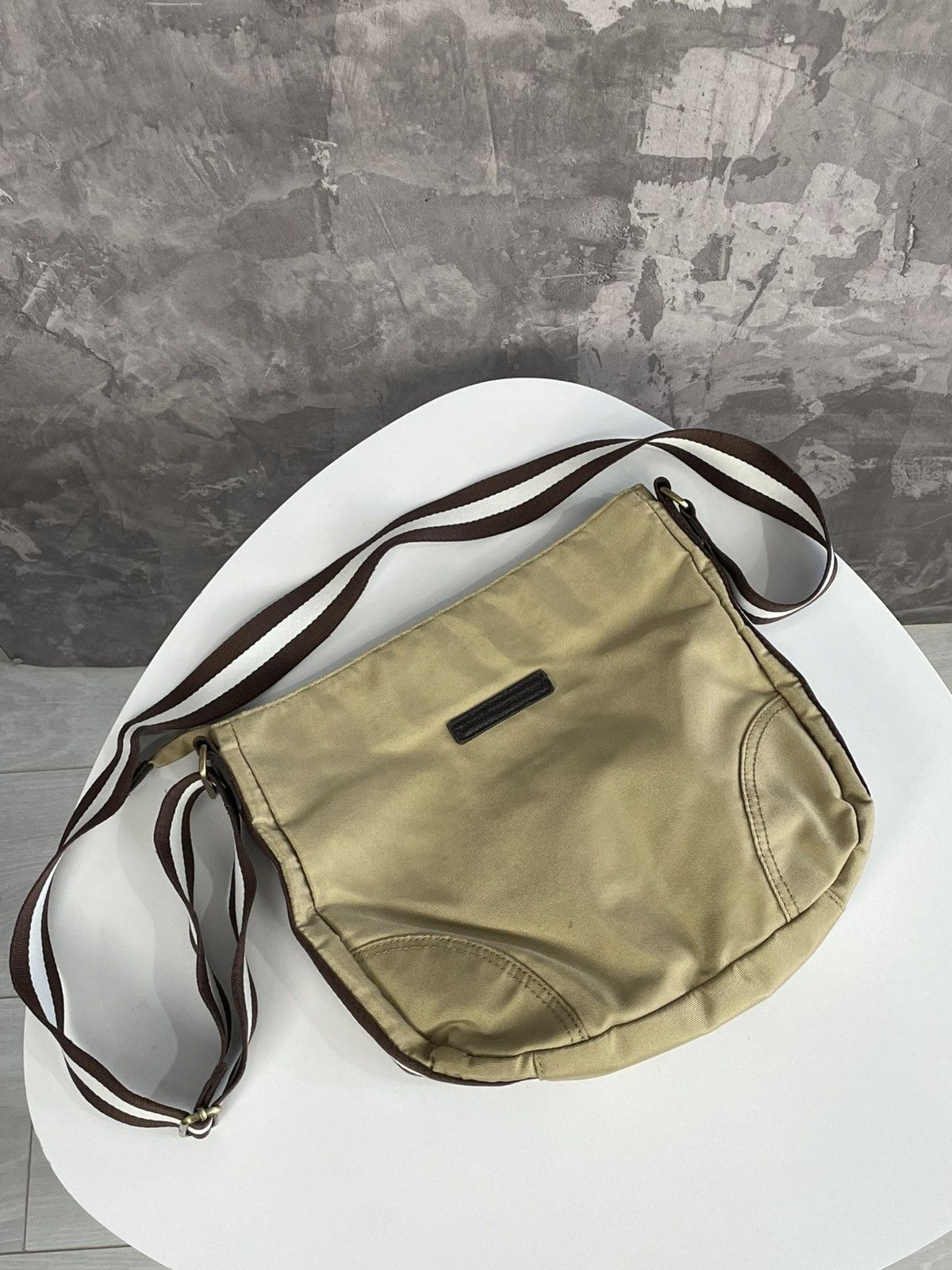 Vintage Marithe Francois Girbaud Crossbody Y2K Bag in Beige, Men's