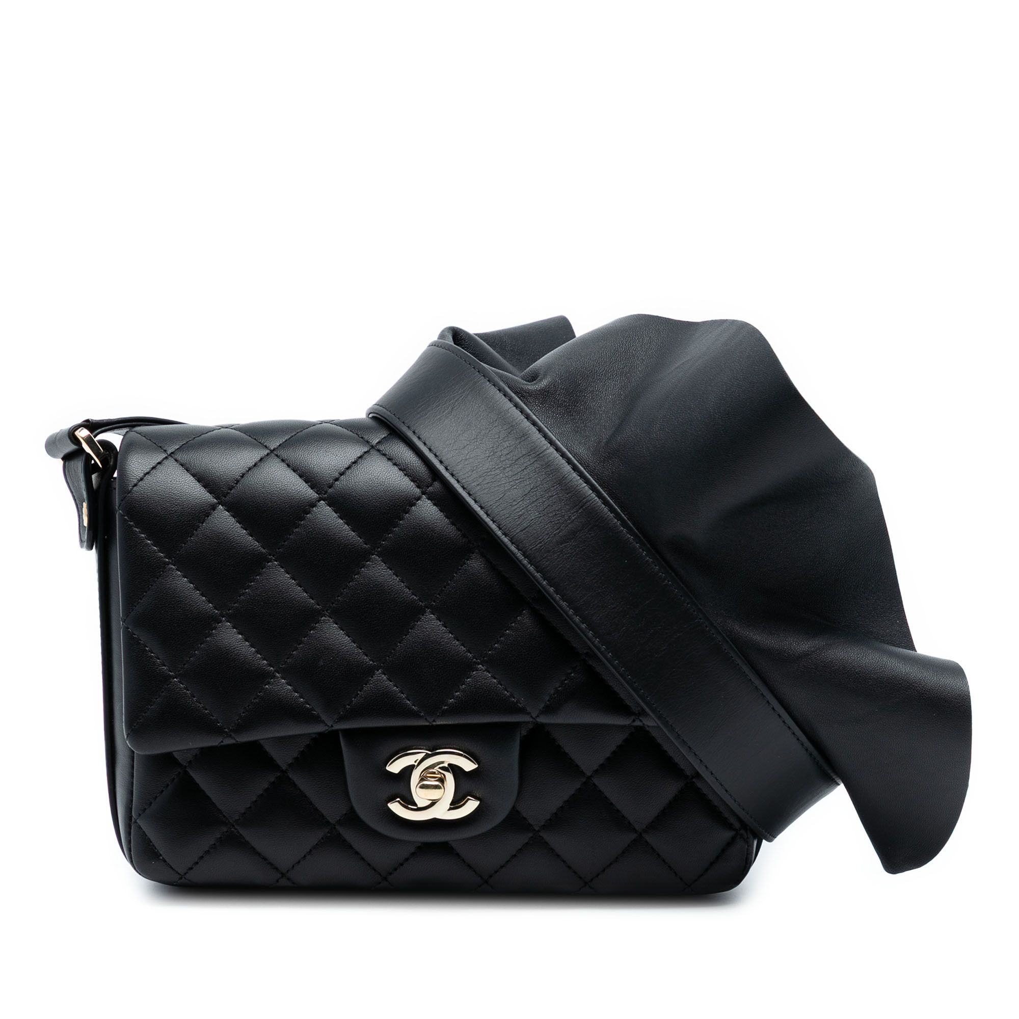Chanel Chanel Quilted Calfskin Bolero de Chanel Flap Size ONE SIZE - 1 Thumbnail