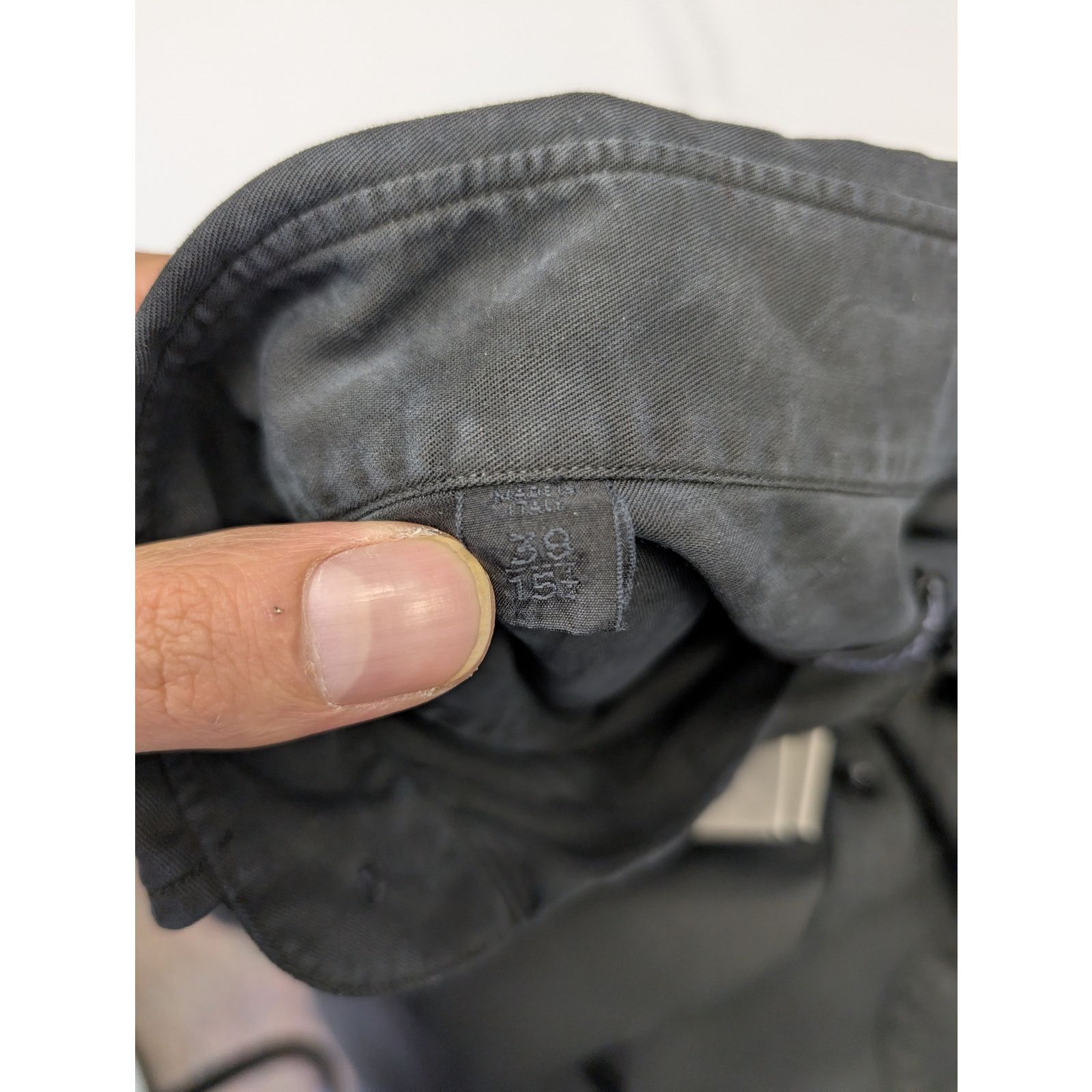 o1rshd1 Button Up Shirt in Black