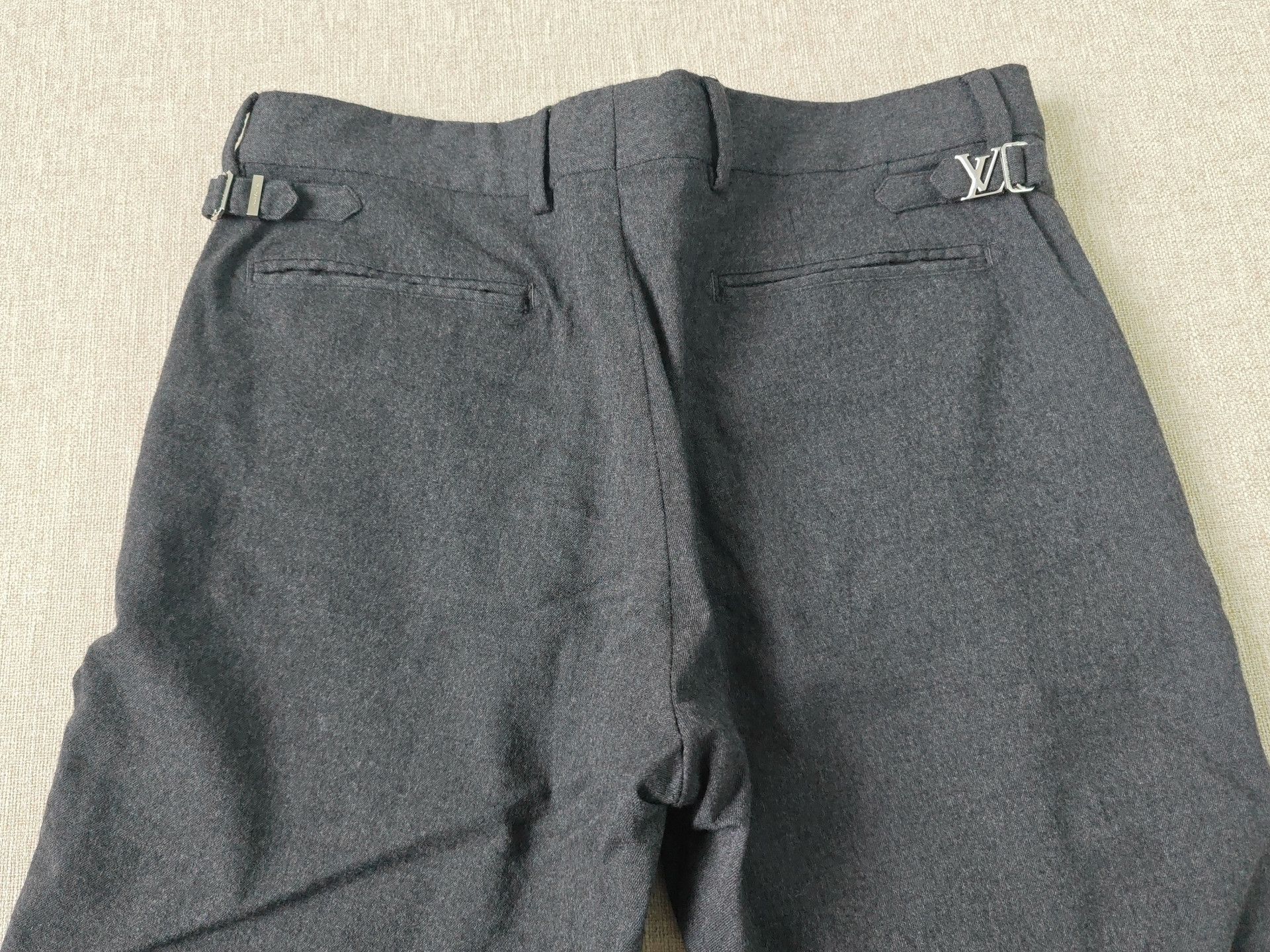 Louis Vuitton Louis Vuitton Men's Wool Trousers. Size US 26 / EU 42 - 5 Thumbnail