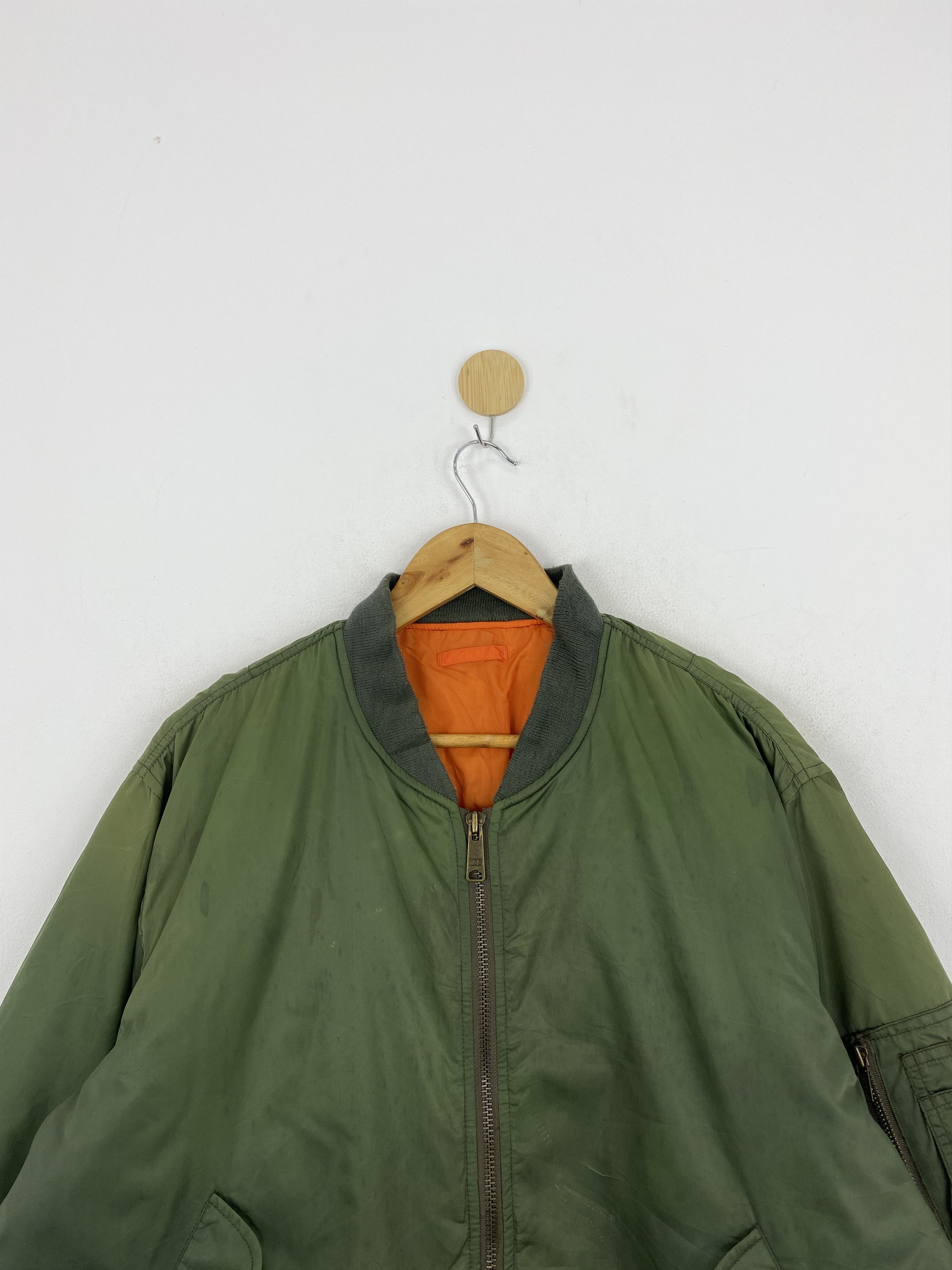 Uniqlo Vintage Uniqlo Bomber Zipper Flight Jacket J1934 Size US L / EU 52-54 / 3 - 2 Thumbnail