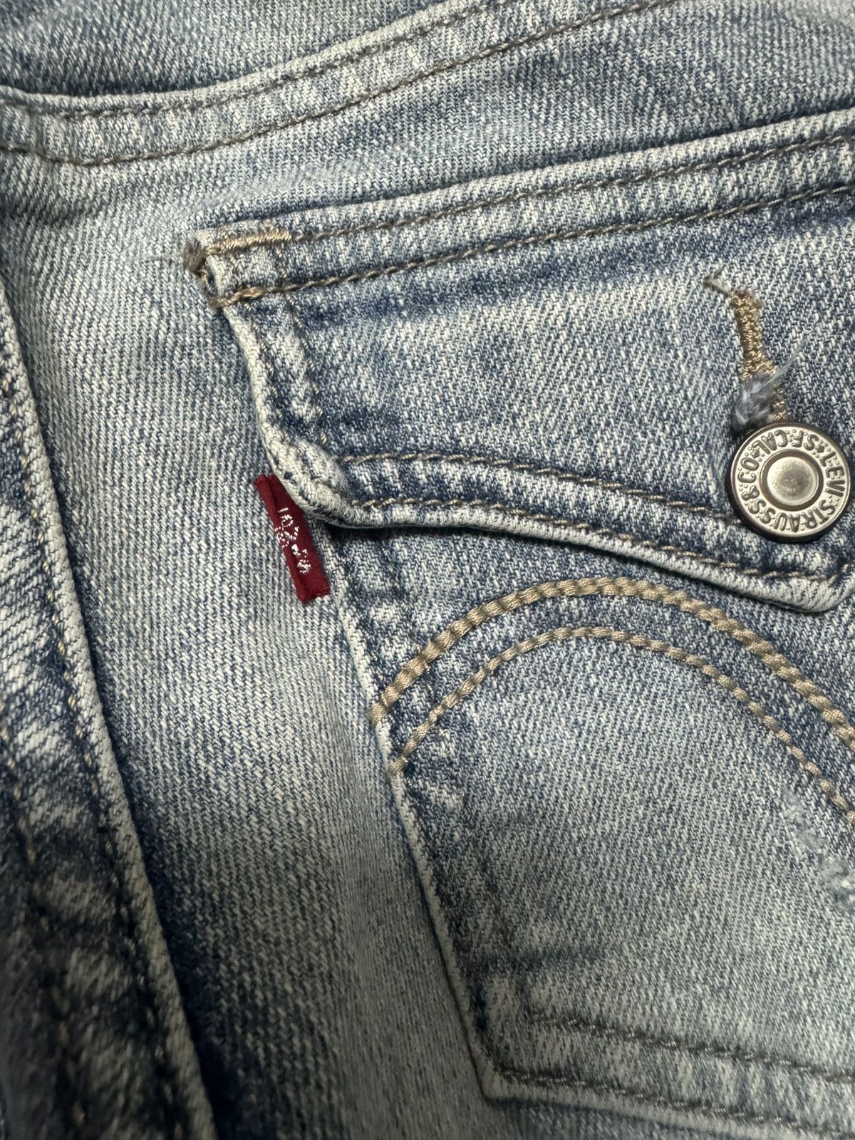 Levi's 💥BELL BOTTOM 90s💥TOO SUPERLOW 524 LEVI'S GRUNGE DISTRESS Size US 28 / EU 44 - 20 Thumbnail