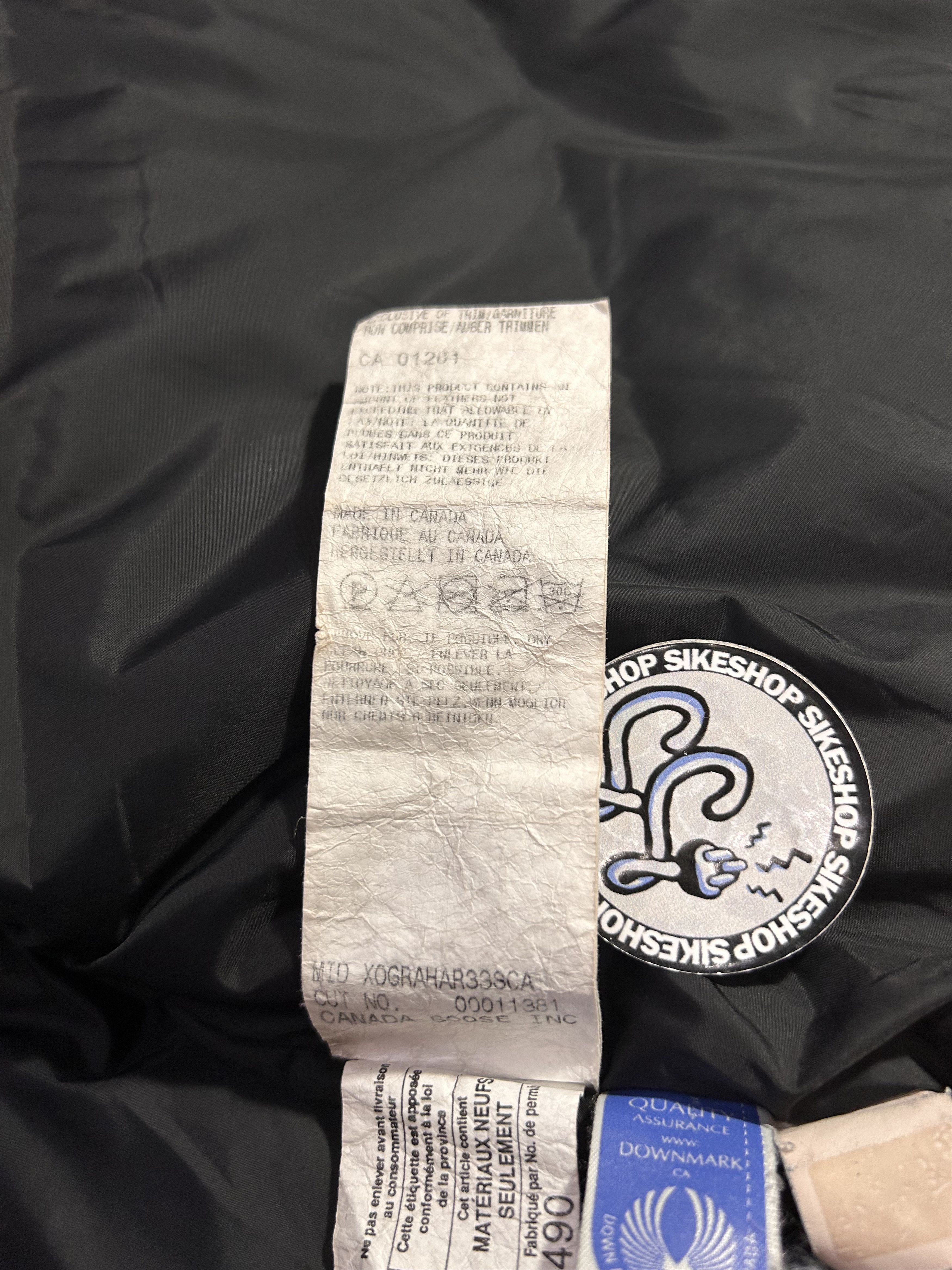 Canada Goose Canada Goose Montebello navy blue puffer with coyote fur Size XL / US 12-14 / IT 48-50 - 9 Thumbnail