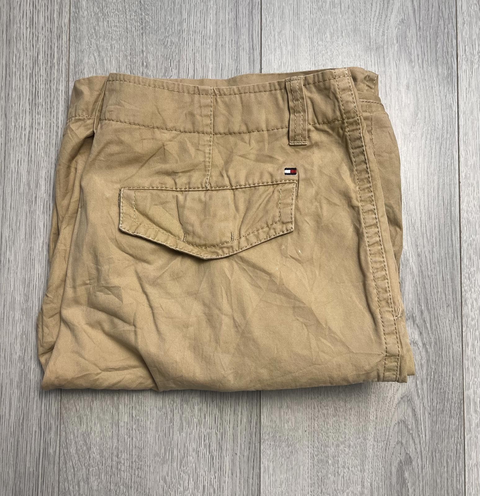Designer Vintage Tommy Hilfiger Men’s Cargo Shorts Size US 34 / EU 50 - 3 Thumbnail