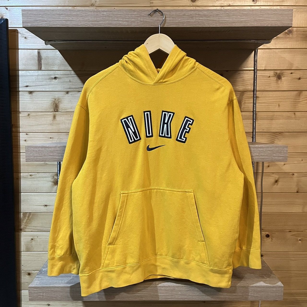 Nike vintage nike spellout hoodie (size L youth fit like size M) Size US M / EU 48-50 / 2 - 1 Thumbnail