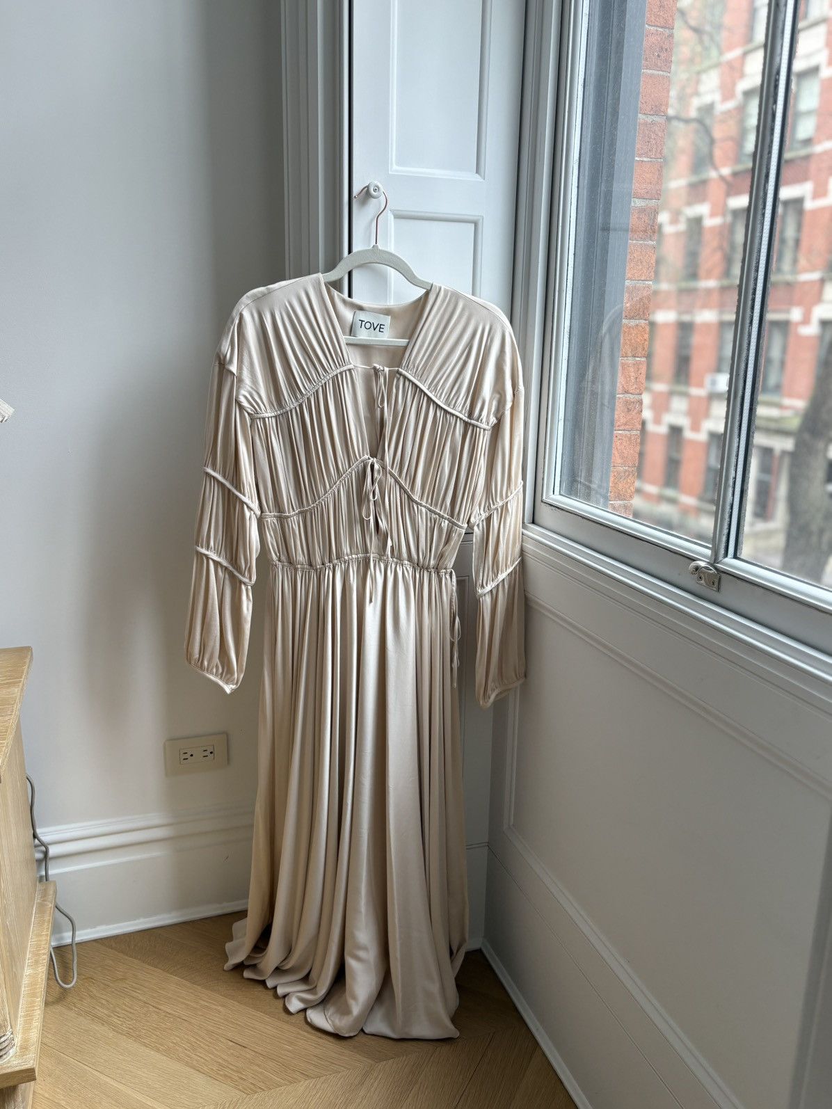 TOVE TOVE GRACEN GATHERED STRETCH SILK MIDI DRESS IN LIGHT PINK Size M / US 6-8 / IT 42-44 - 2 Thumbnail
