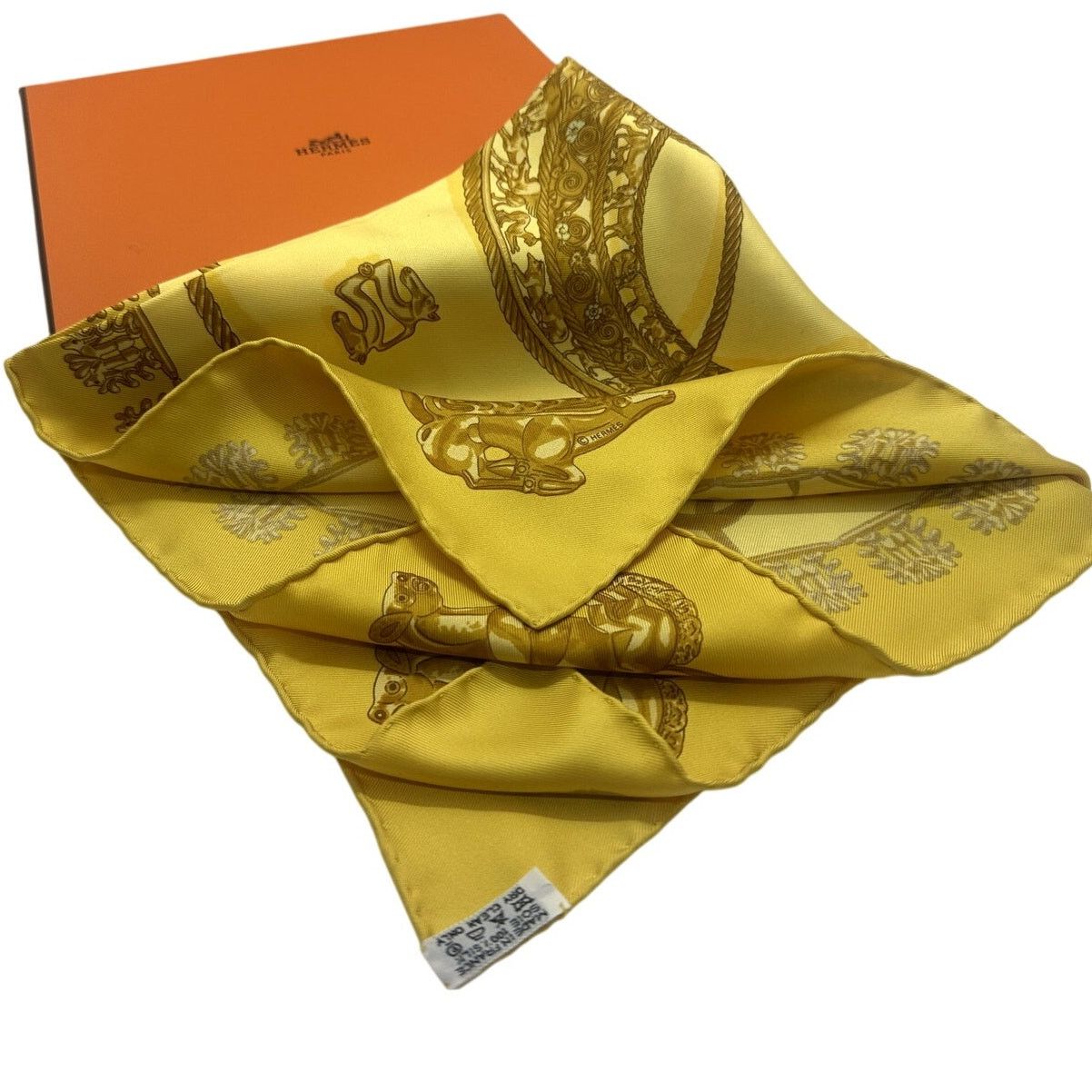 Hermes HERMES LES CAVALIERS D'OR 100% Silk Square 45 (RARE) Size ONE SIZE - 2 Thumbnail
