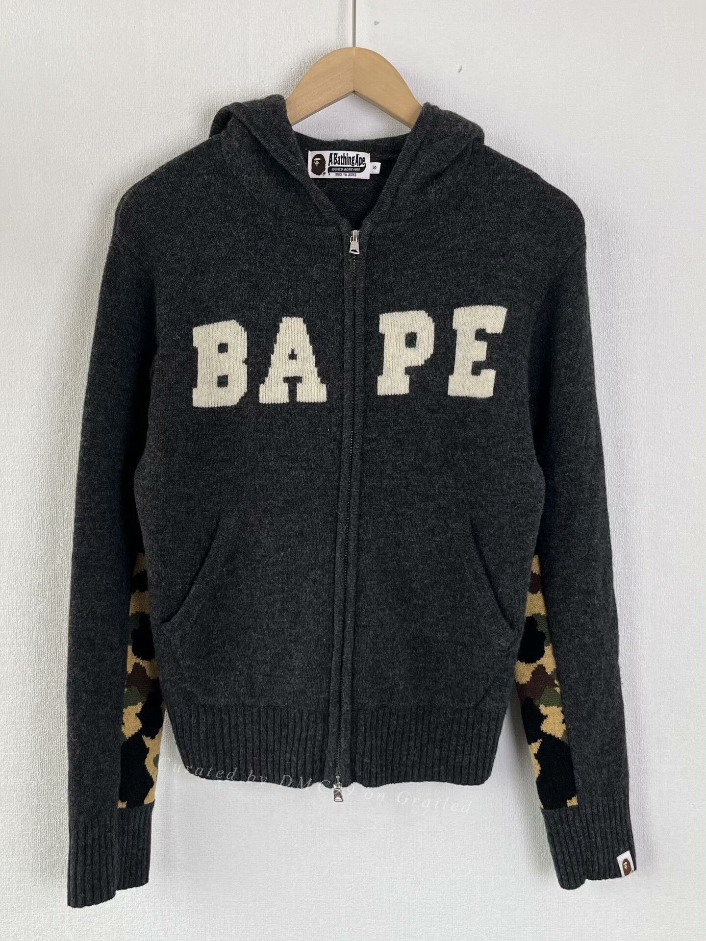 Bape BAPE Vintage Wool Hooded Gray Camo Cardigan Size US S / EU 44-46 / 1 - 1 Thumbnail