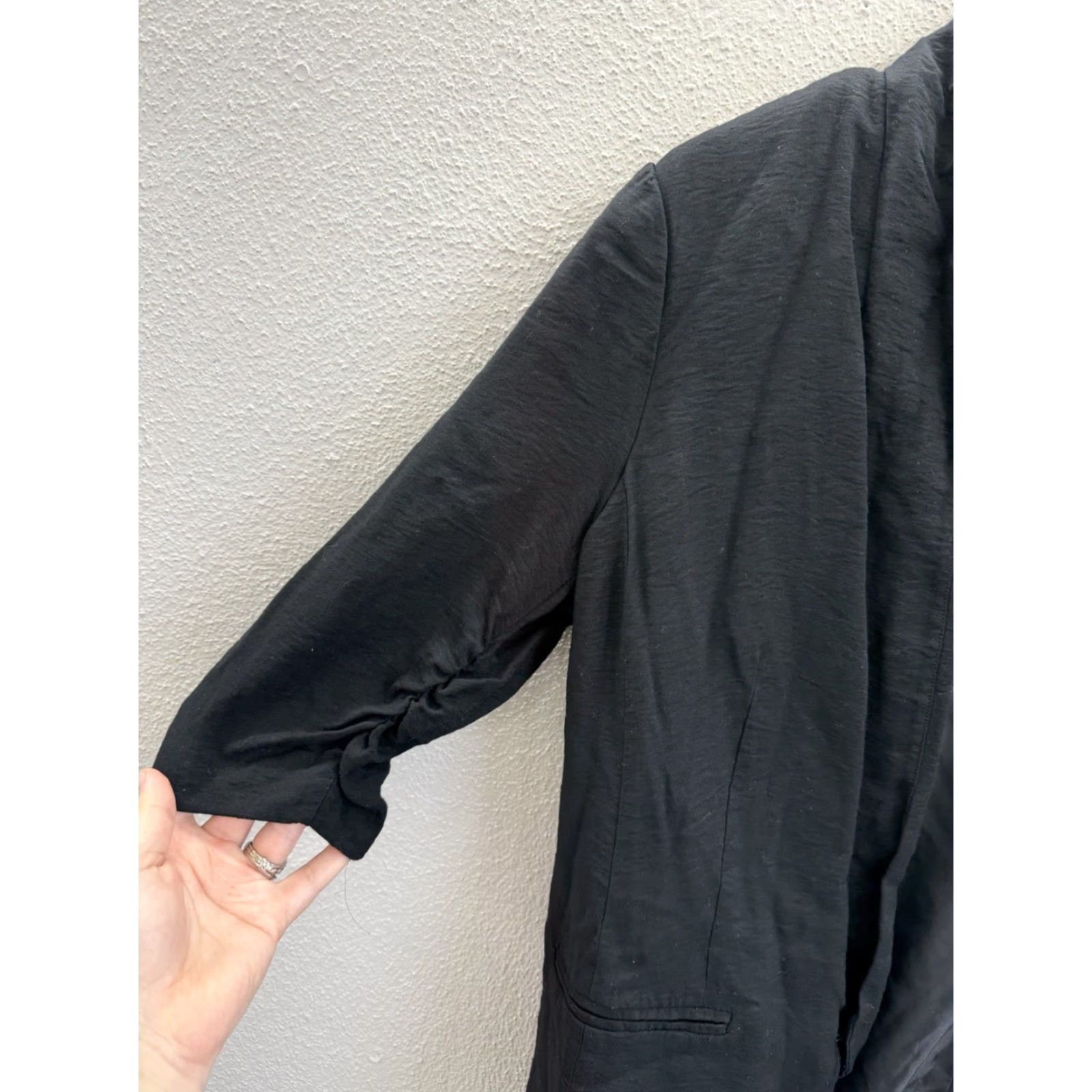 Vintage LC Lauren Conrad Blazer Size 16 Black 3/4 Sleeve Open Front Lined Womens Regular Jacket Size XXL / US 16-18 / IT 52-54 - 2 Thumbnail