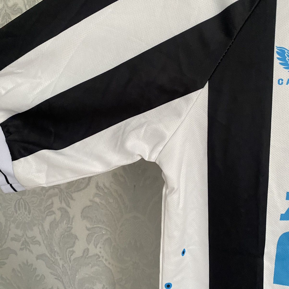 Band Tees Newcastle United Home Jersey 22/23 Size US M / EU 48-50 / 2 - 6 Thumbnail