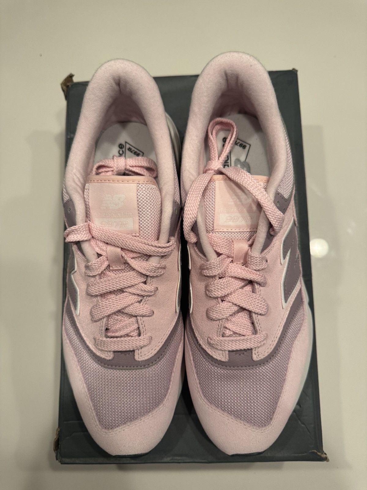 New Balance New Balance 997 ‘Pink’ Size US 11 / EU 44 - 3 Thumbnail