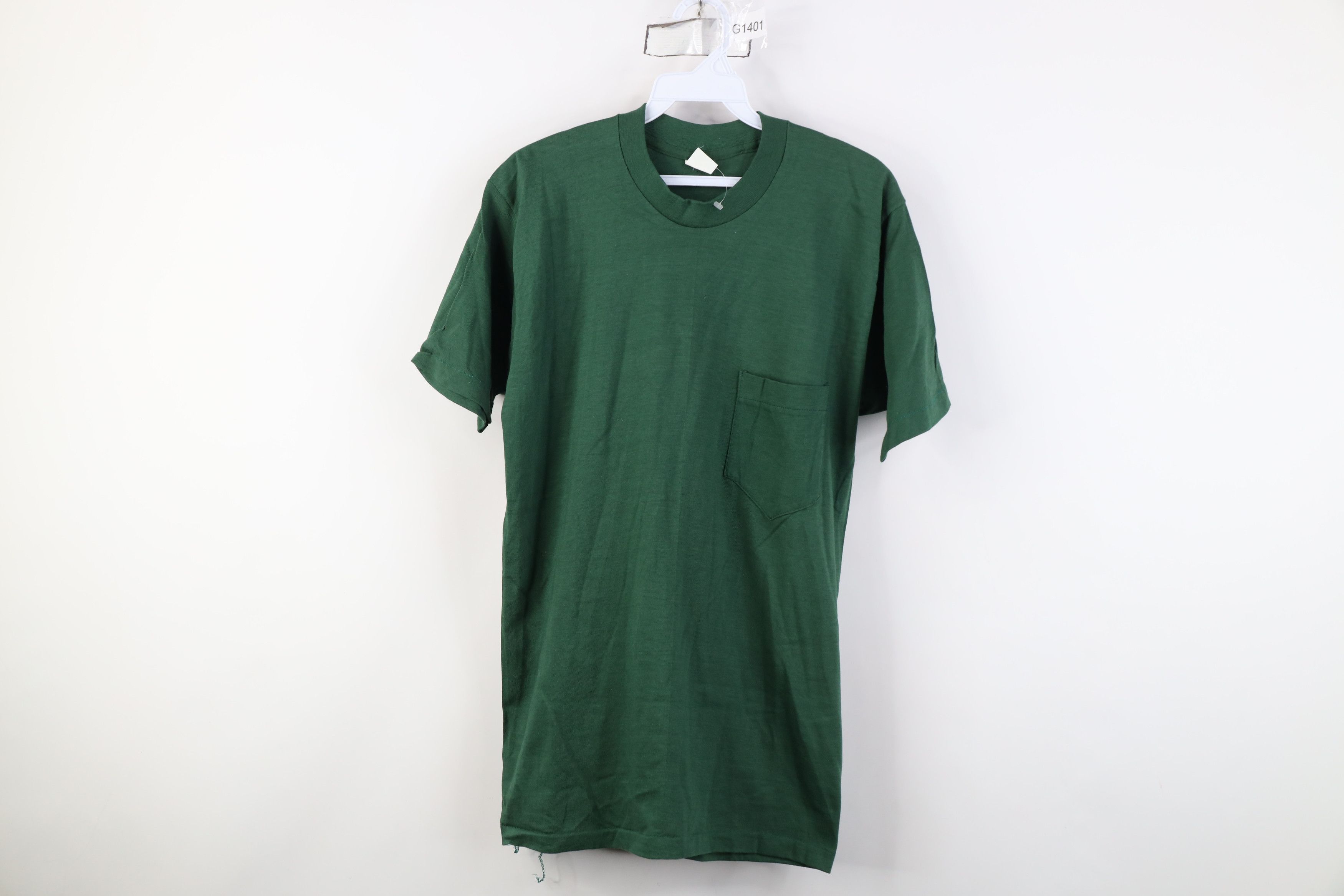 Vintage Deadstock Vintage 70s Streetwear Pocket T-Shirt Green USA Size US L / EU 52-54 / 3 - 1 Thumbnail