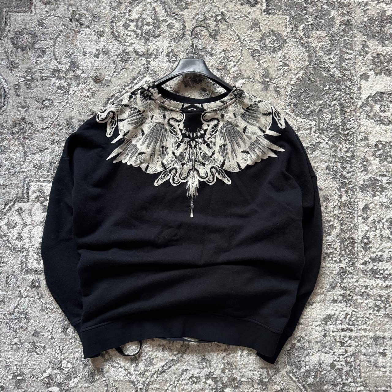 Marcelo Burlon Marcelo Burlon Avantgarde Snakes Wings Black White Crewneck Size US S / EU 44-46 / 1 - 2 Thumbnail