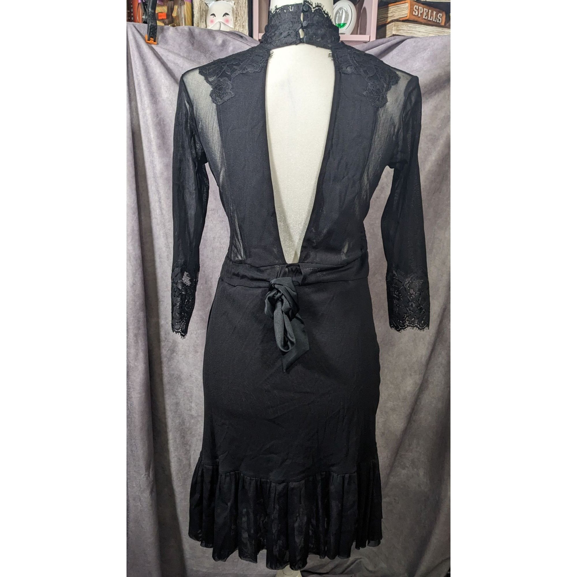 Other HAH Gothic Floral Lace Open Back Dress With Bow Accent Size Size M / US 6-8 / IT 42-44 - 8 Thumbnail