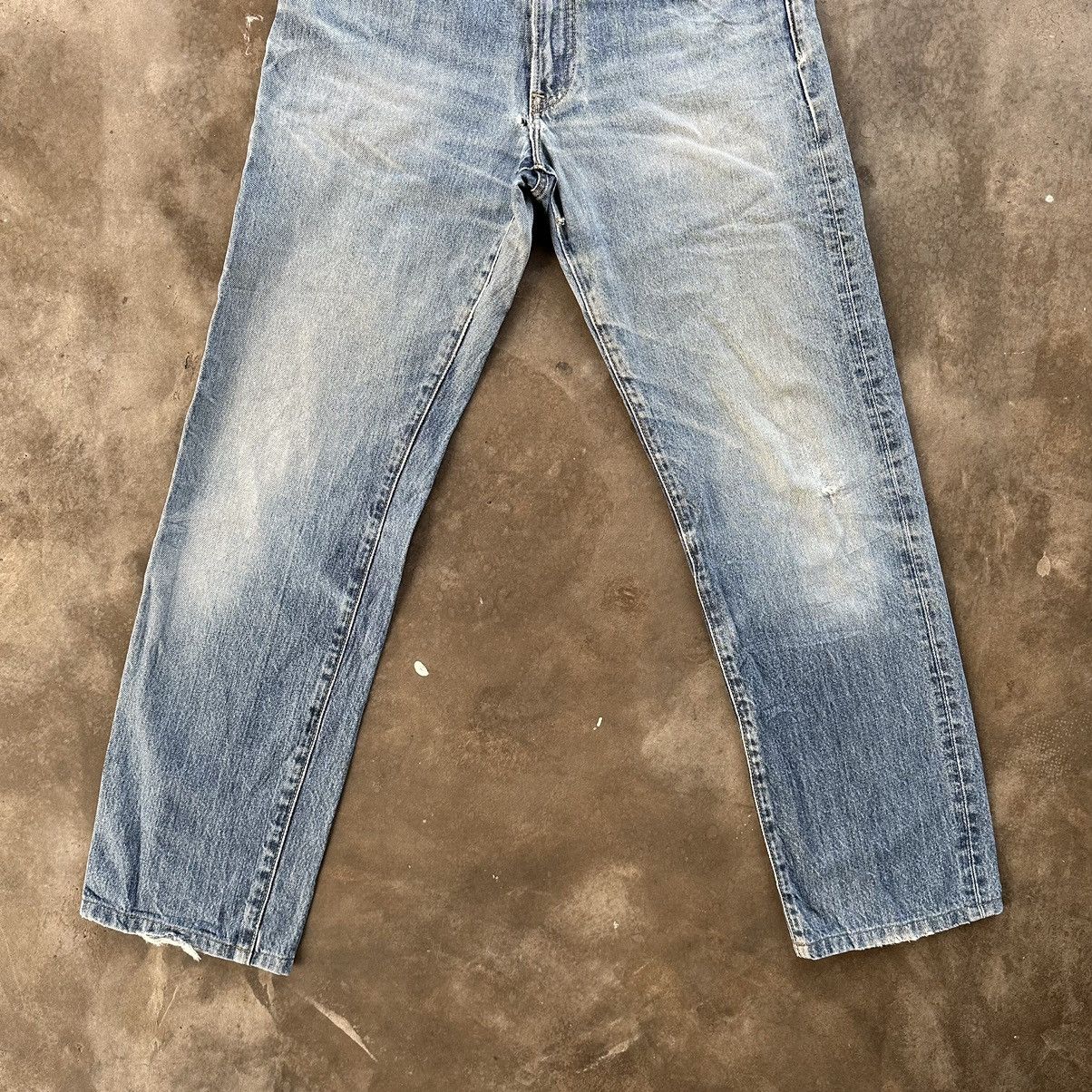 Japanese Brand Vintage Japanese Faded Jean Distressed Denim Pant W32 Size US 32 / EU 48 - 2 Thumbnail