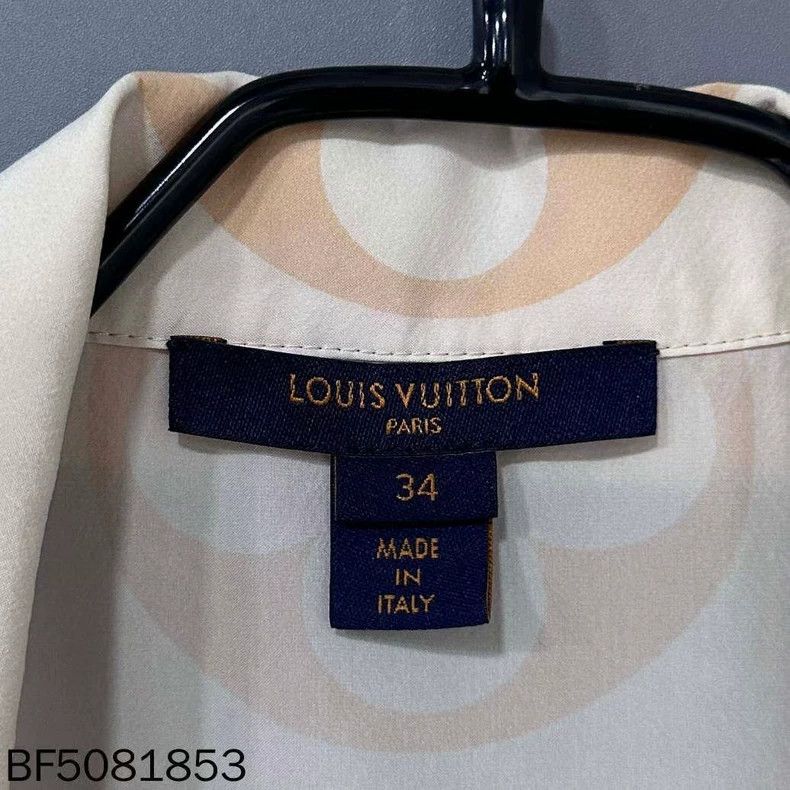 Louis Vuitton Louis Vuitton Black full print long bathrobe coat Size XS / US 0-2 / IT 36-38 - 4 Thumbnail