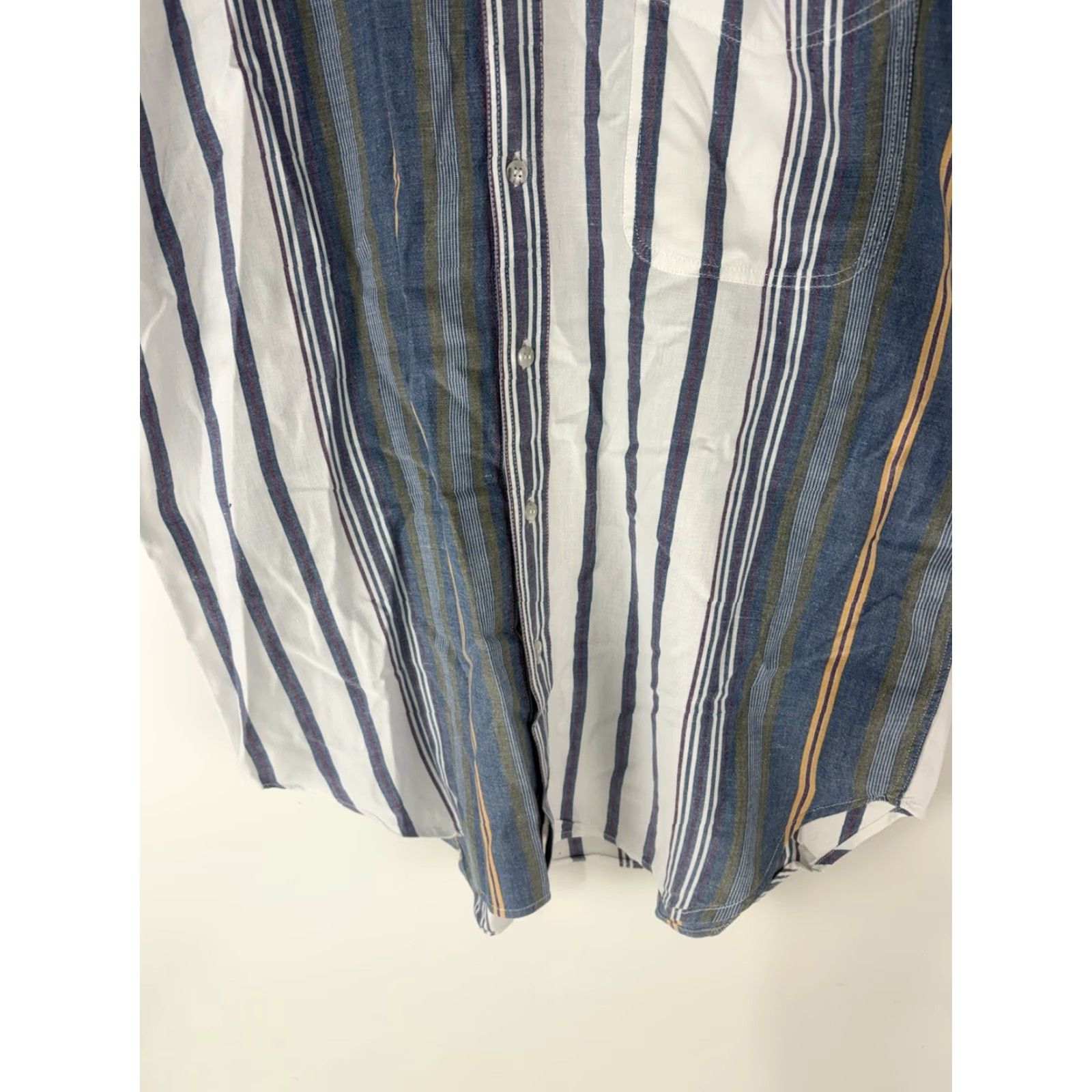 American Eagle Outfitters VINTAGE American Eagle Men’s Shirt Short Sleeve Cotton Button-Up Multi Striped 100% Woven Casual Summer Size US L / EU 52-54 / 3 - 3 Thumbnail