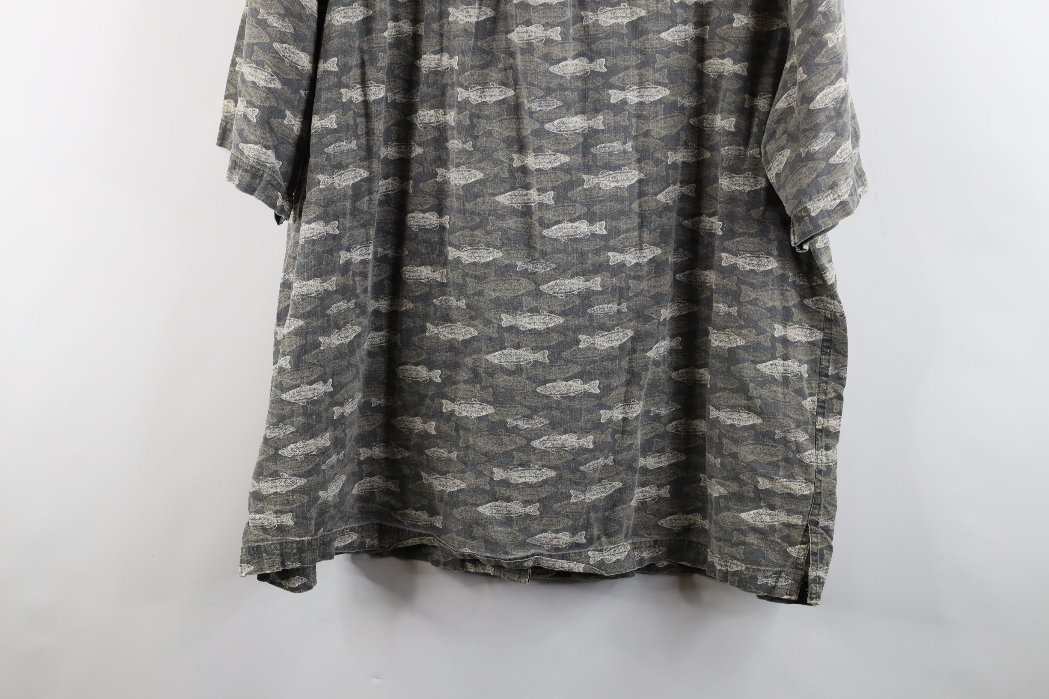Vintage Vintage Streetwear Fish All Over Print Collared Button Shirt Size US XXL / EU 58 / 5 - 10 Thumbnail