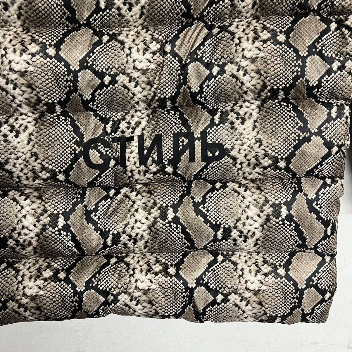 Heron Preston Heron Preston Snakeskin Python Hooded Puffer Parker Jacket Size US M / EU 48-50 / 2 - 6 Thumbnail