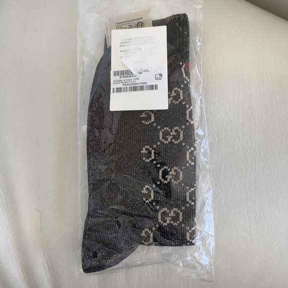 Gucci NWT GUCCI SOCKS Black GG LOGO Wool Sz M Web Size ONE SIZE - 5 Thumbnail