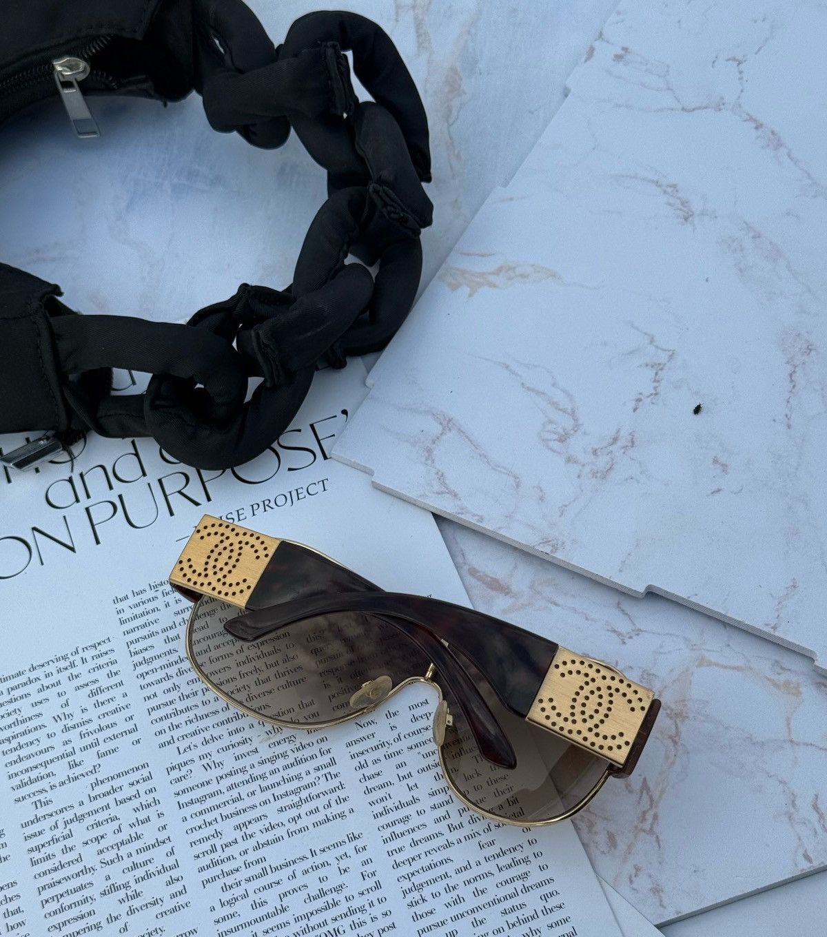 Chanel Chanel vintage sunglasses 4154 Size ONE SIZE - 4 Thumbnail