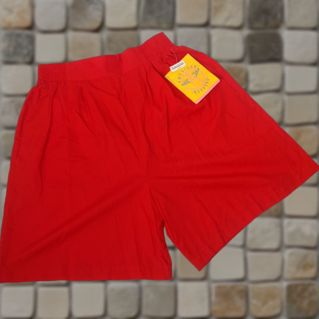 Etro VINTAGE American Weekend Shorts Womens M Red Elastic Retro Mom NOS Classic Pattern Solid Slashed Pocket 7" Inseam Size 28" / US 6 / IT 42 - 1 Thumbnail