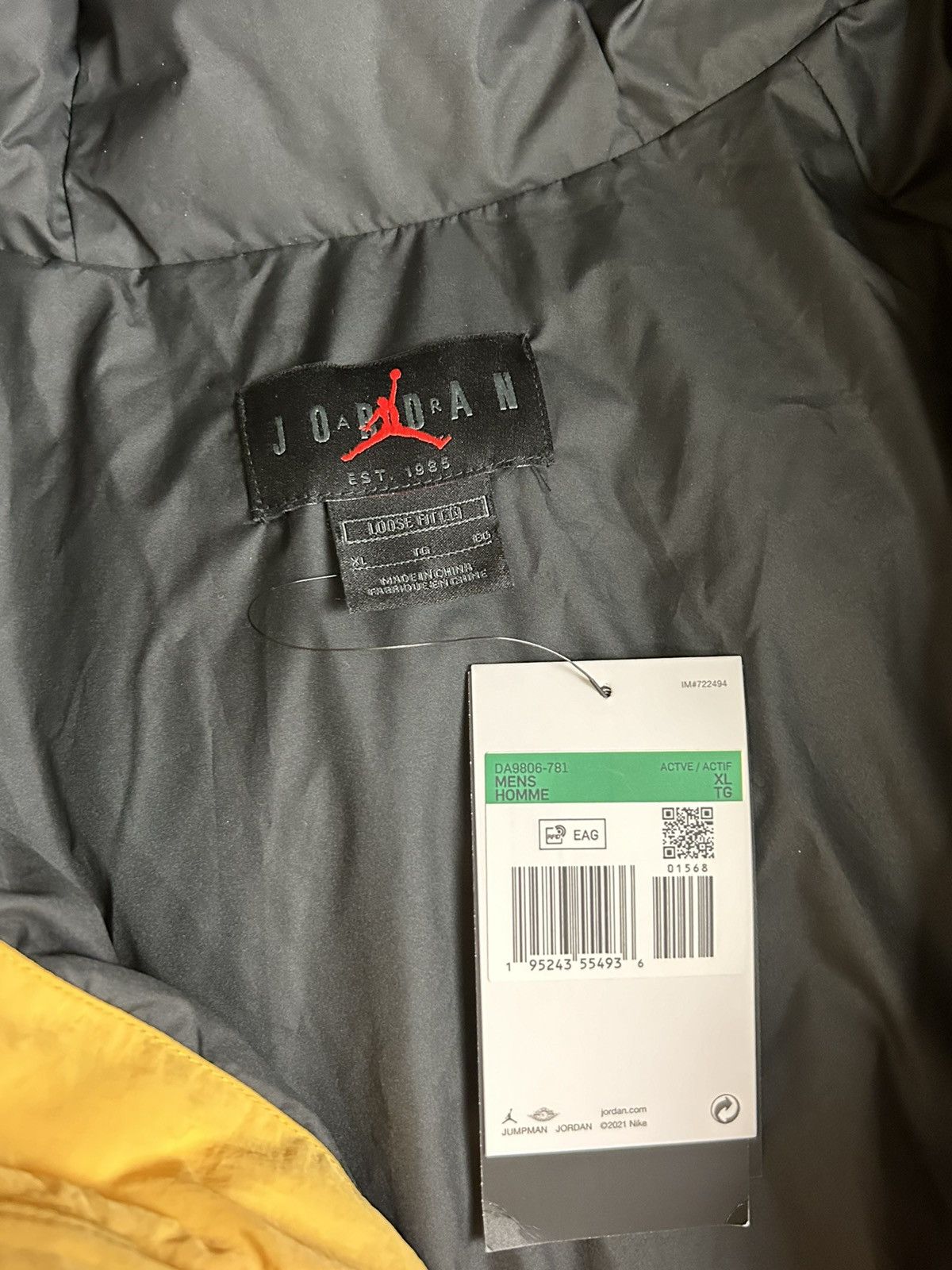 Jordan Brand 00s Vintage Jordan Puffer Drill Jacket New Size US XL / EU 56 / 4 - 6 Thumbnail