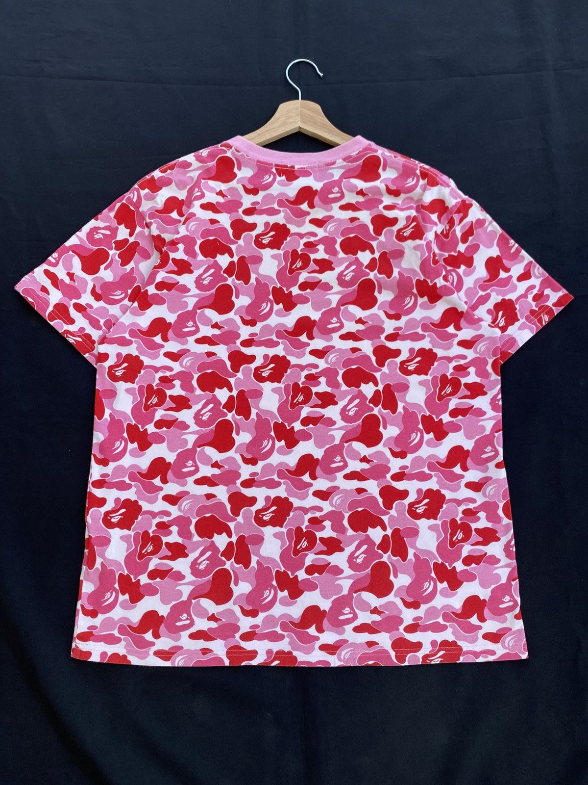 Bape Rare BAPE ABC camo pink ape head logo T-shirt A Bathing Ape Size US M / EU 48-50 / 2 - 22 Thumbnail