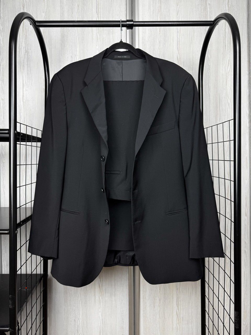 Emporio Armani Emporio Armani Black pure wool 3 buttons classic suit sz 54 Size 44R - 1 Thumbnail