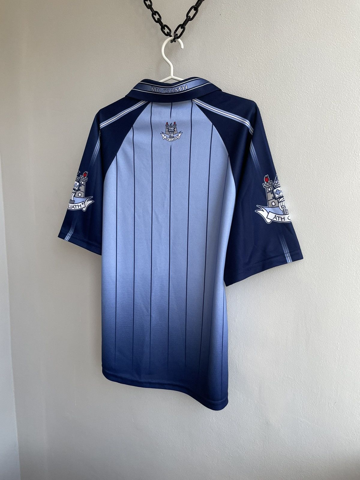 Vintage Ath Dublin GAA 2004 2005 2006 Soccer Jersey Football Shirt Size US S / EU 44-46 / 1 - 11 Thumbnail