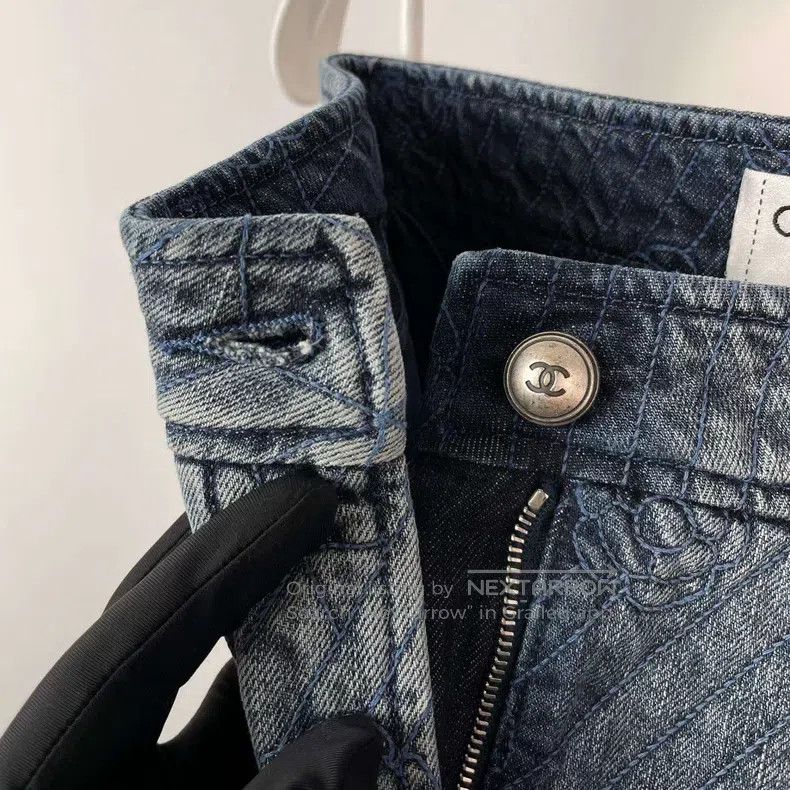 Chanel Chanel Blue denim skirt Size 42" / US 20 - 5 Thumbnail