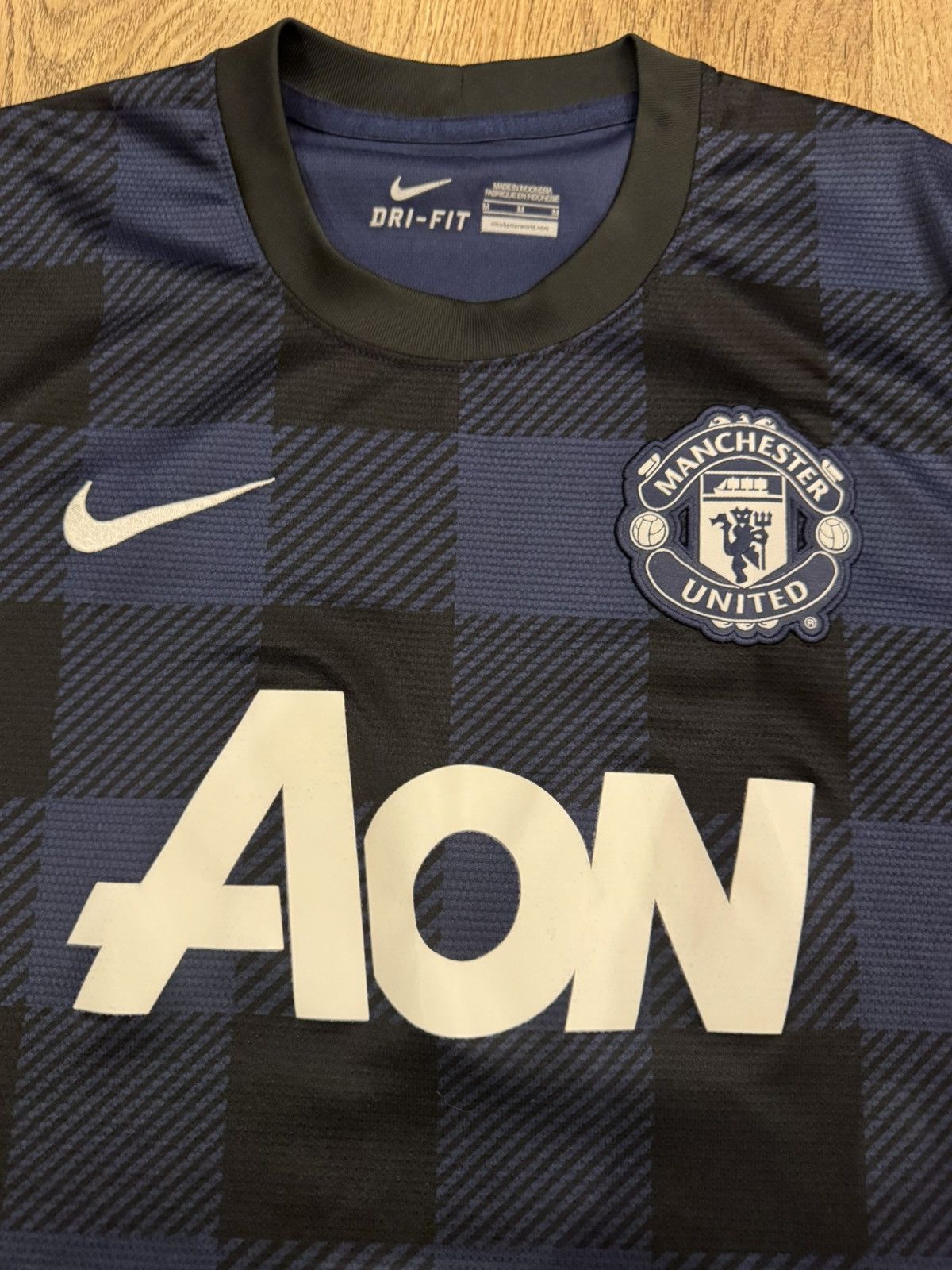 Adidas MANCHESTER UNITED 2013-14 FOOTBALL JERSEY NIKE 532838-411 M Size US M / EU 48-50 / 2 - 8 Thumbnail
