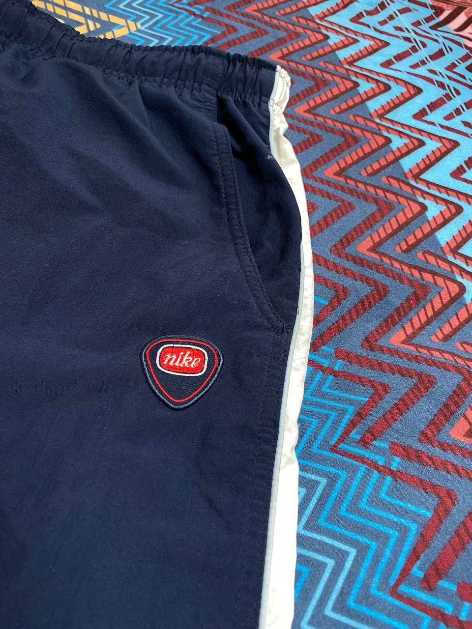 Nike Vintage Nike shorts streetwear swoosh casual Size US 32 / EU 48 - 13 Thumbnail