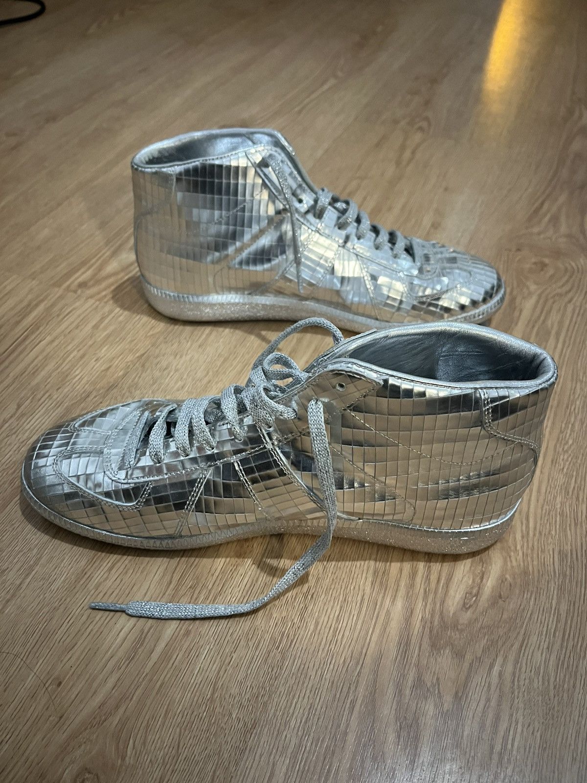 Maison Margiela Maison Margiela Silver Metallic High Top Disco Ball Sneakers Size US 9 / EU 42 - 3 Thumbnail