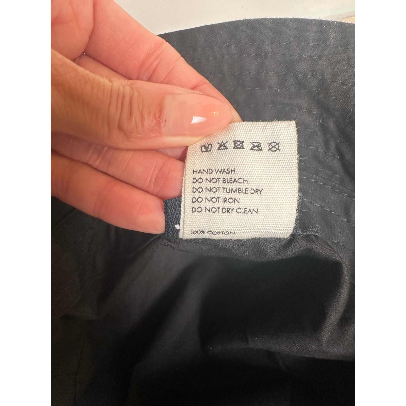 Jacquemus Jacquemus Black Bucket Hat - OS - Mint Size ONE SIZE - 6 Thumbnail