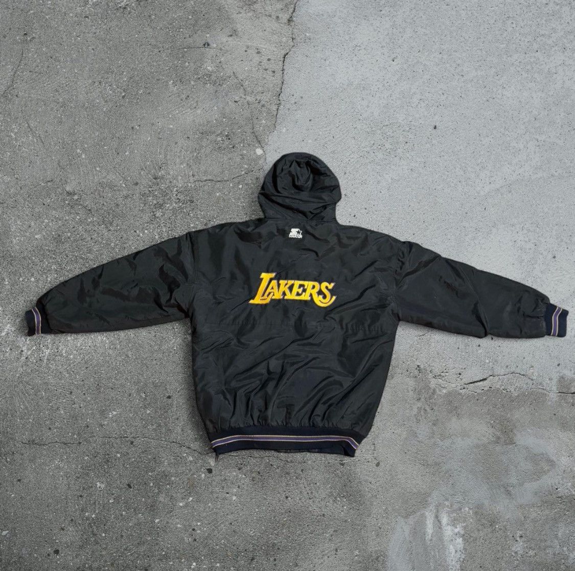 Starter Vintage Starter Los Angeles Lakers l jacket Size Large Size US L / EU 52-54 / 3 - 1 Thumbnail