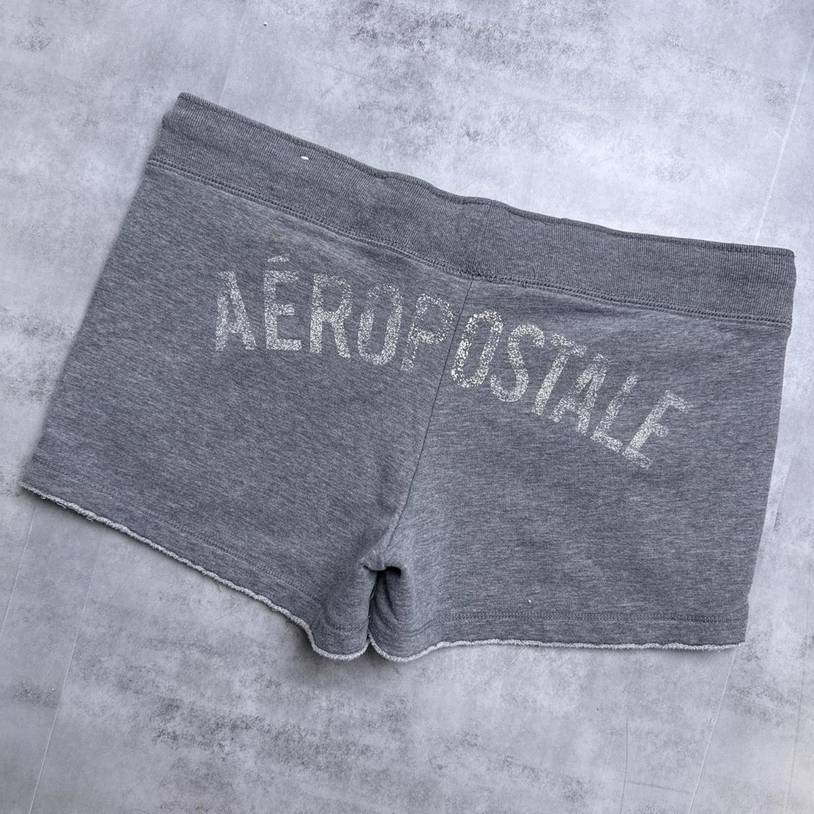 Aeropostale Y2K Aeropostale grey mini sweat shorts Size US 30 / EU 46 - 6 Thumbnail