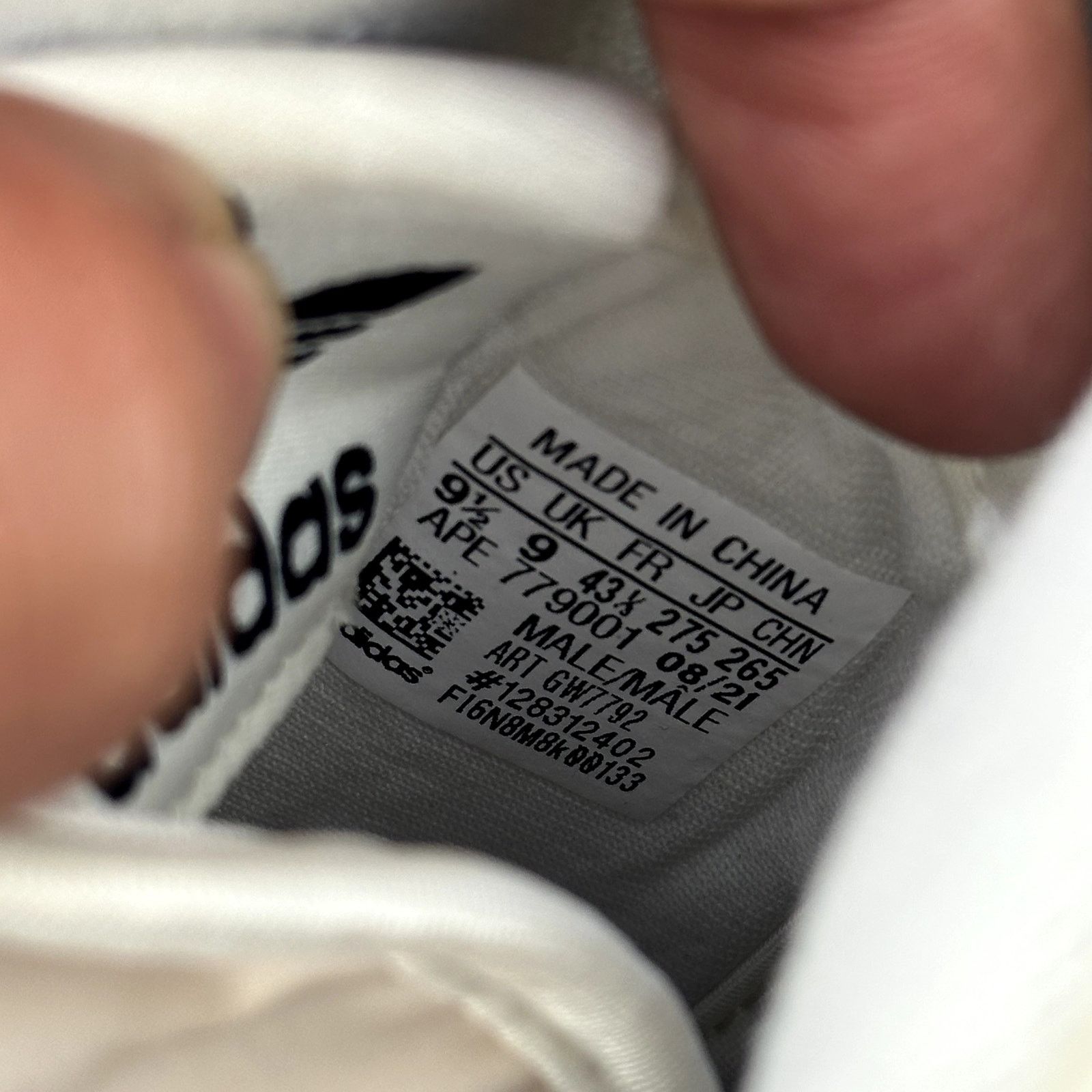 Eric Emanuel Eric Emmanuel x Adidas Forum 84 Size US 9.5 / EU 42-43 - 10 Thumbnail
