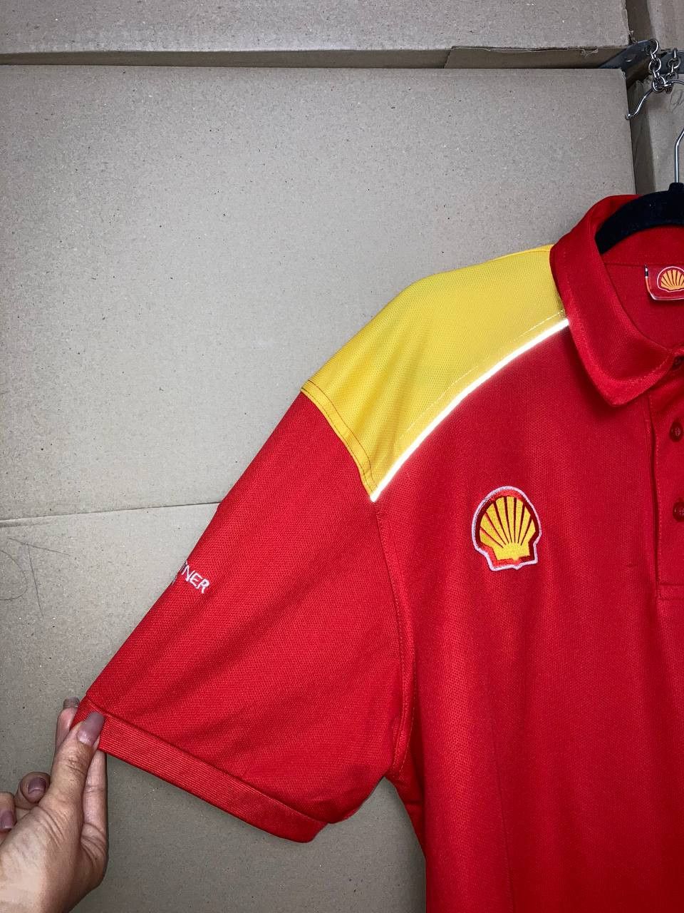 Ferrari SHELL HELIX V-POWER FERRARI POLO SHIRT RASING FORMULA 1 UNO Size US XL / EU 56 / 4 - 8 Thumbnail