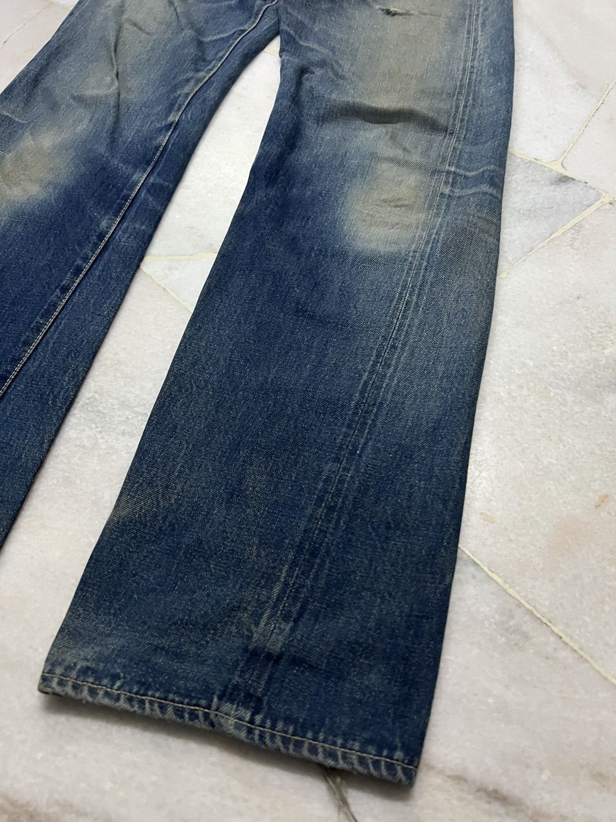 If Six Was Nine × Japanese Brand × Spellbound 💥90’s💥Vintage Spellbound Distress Selvedge Mud Wash Jeans Size US 31 - 5 Thumbnail