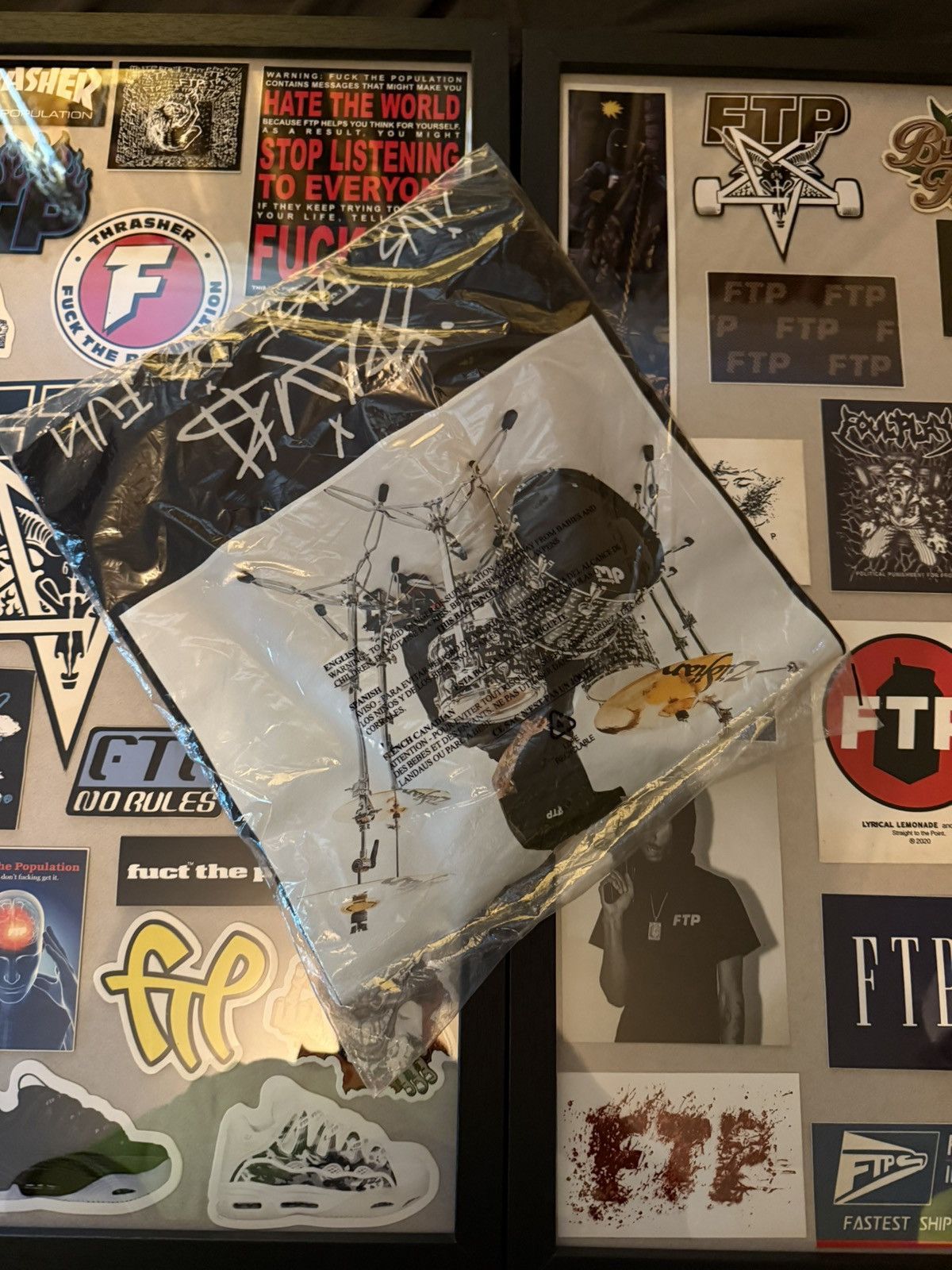 Fuck The Population × G59 Records FTP X FAMOUS TRAVIS BARKER PHOTO TEE (BLACK) Size US XXL / EU 58 / 5 - 2 Thumbnail
