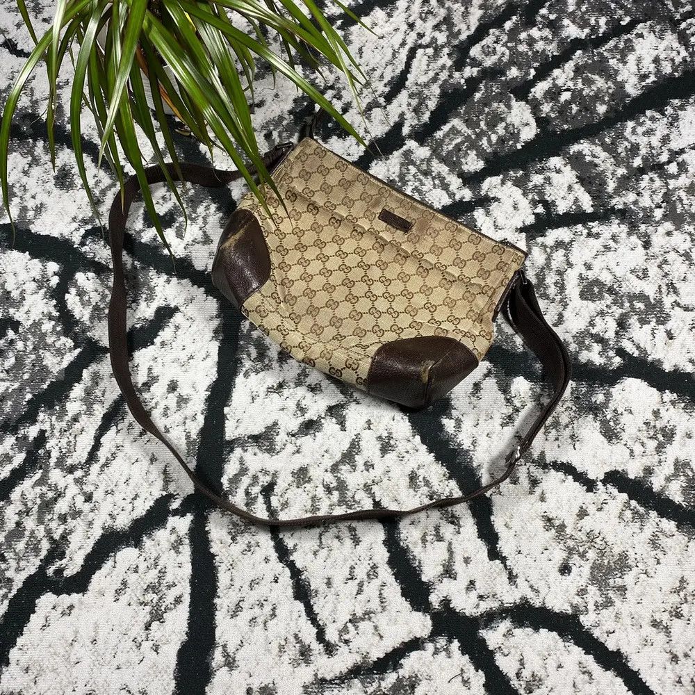 Gucci Distressed Leather Crossbody Messenger Bag in Brown, Men's