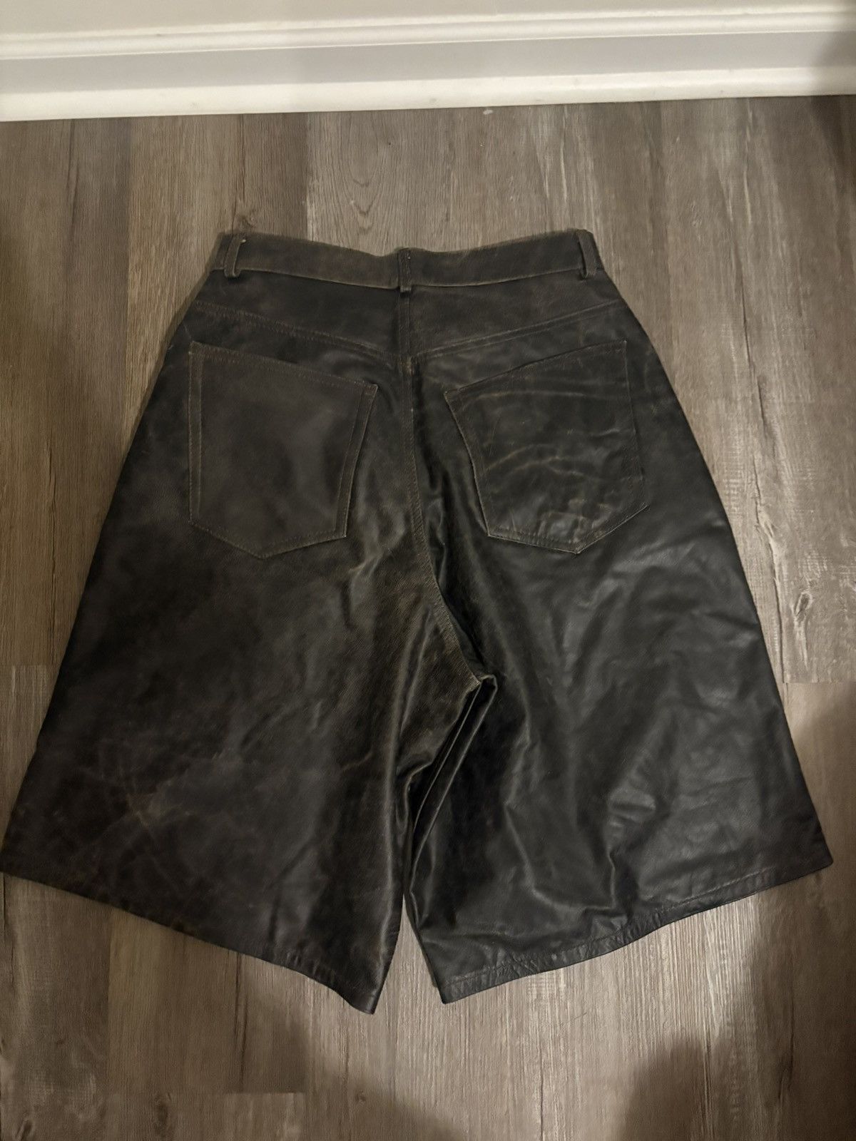 The GV Gallery Leather Jorts Size US 32 / EU 48 - 2 Thumbnail