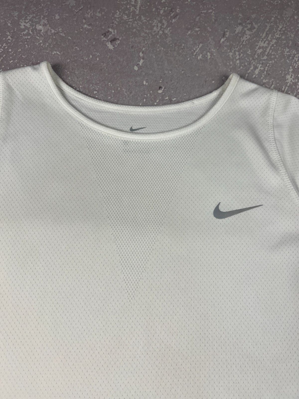 Nike Nike Zonal Cooling Gym Running T Shirt Mens Large White Size US L / EU 52-54 / 3 - 3 Thumbnail