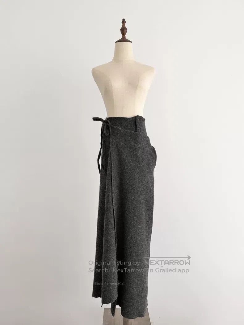 Comme des Garcons Comme Des Garcons size M Rippled Drawstring Skirt Size 23" - 1 Thumbnail