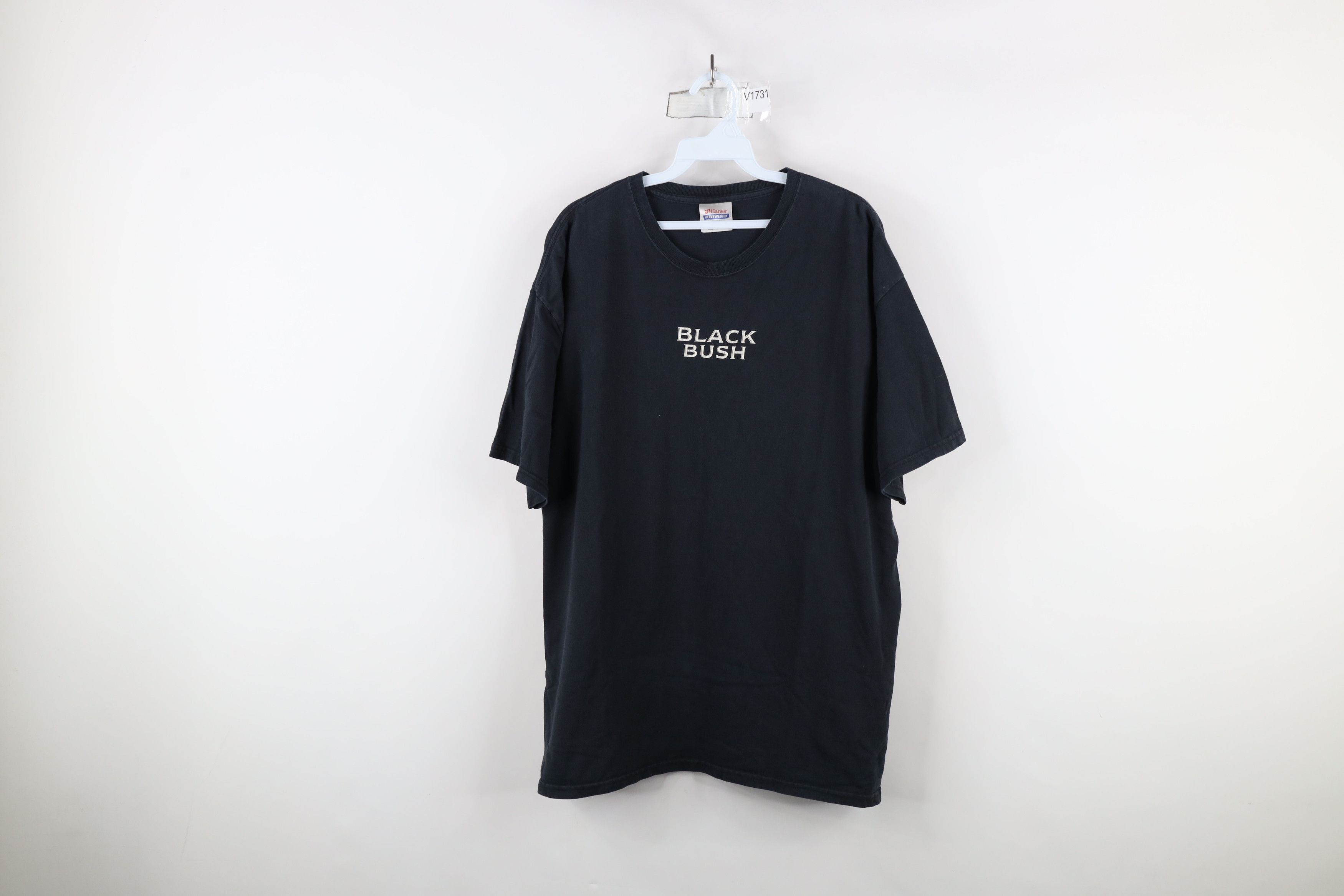 Vintage Vintage Spell Black Bush Irish Whiskey Short Sleeve T-Shirt Size US XL / EU 56 / 4 - 1 Thumbnail